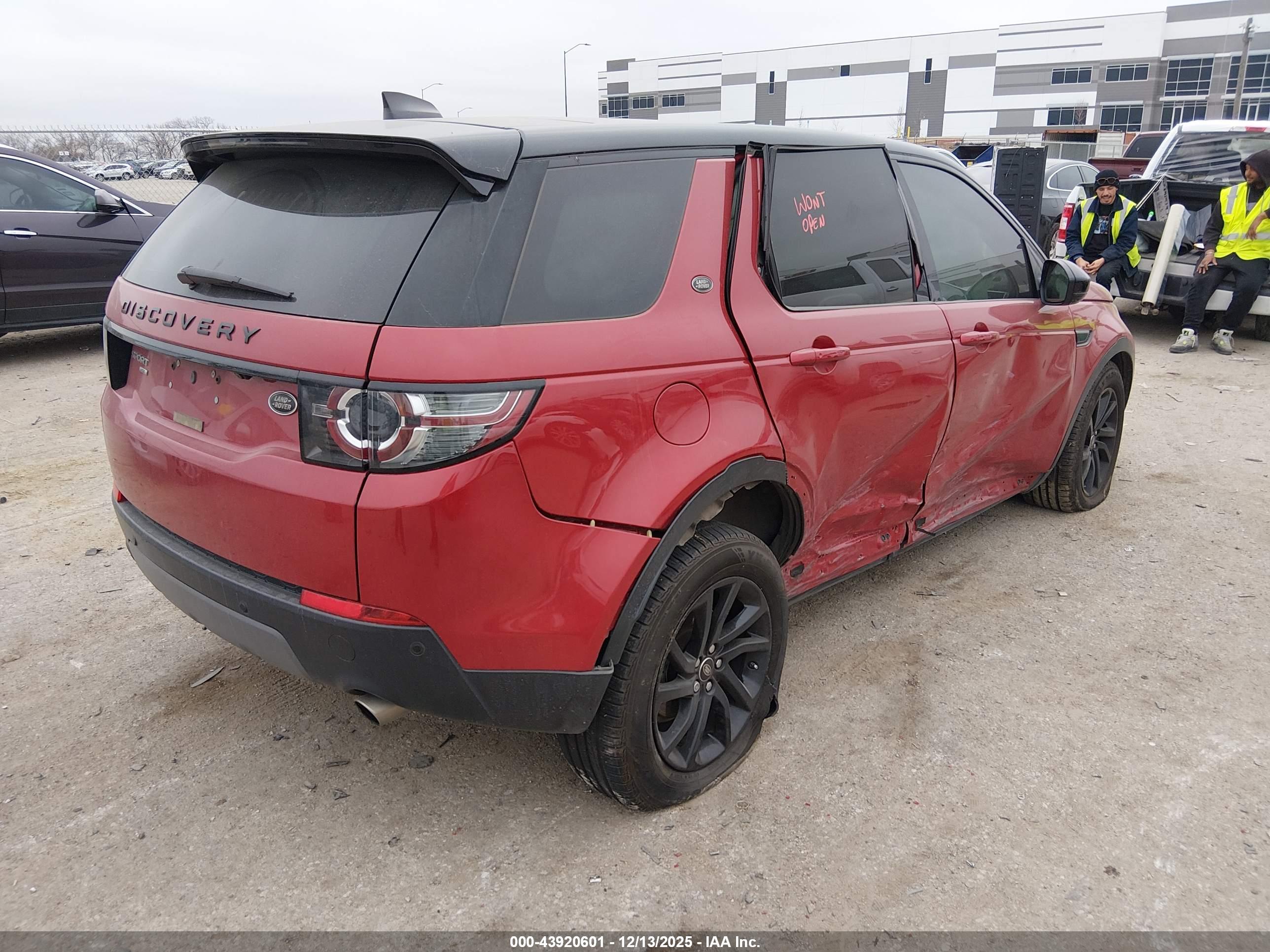 LAND ROVER image 4