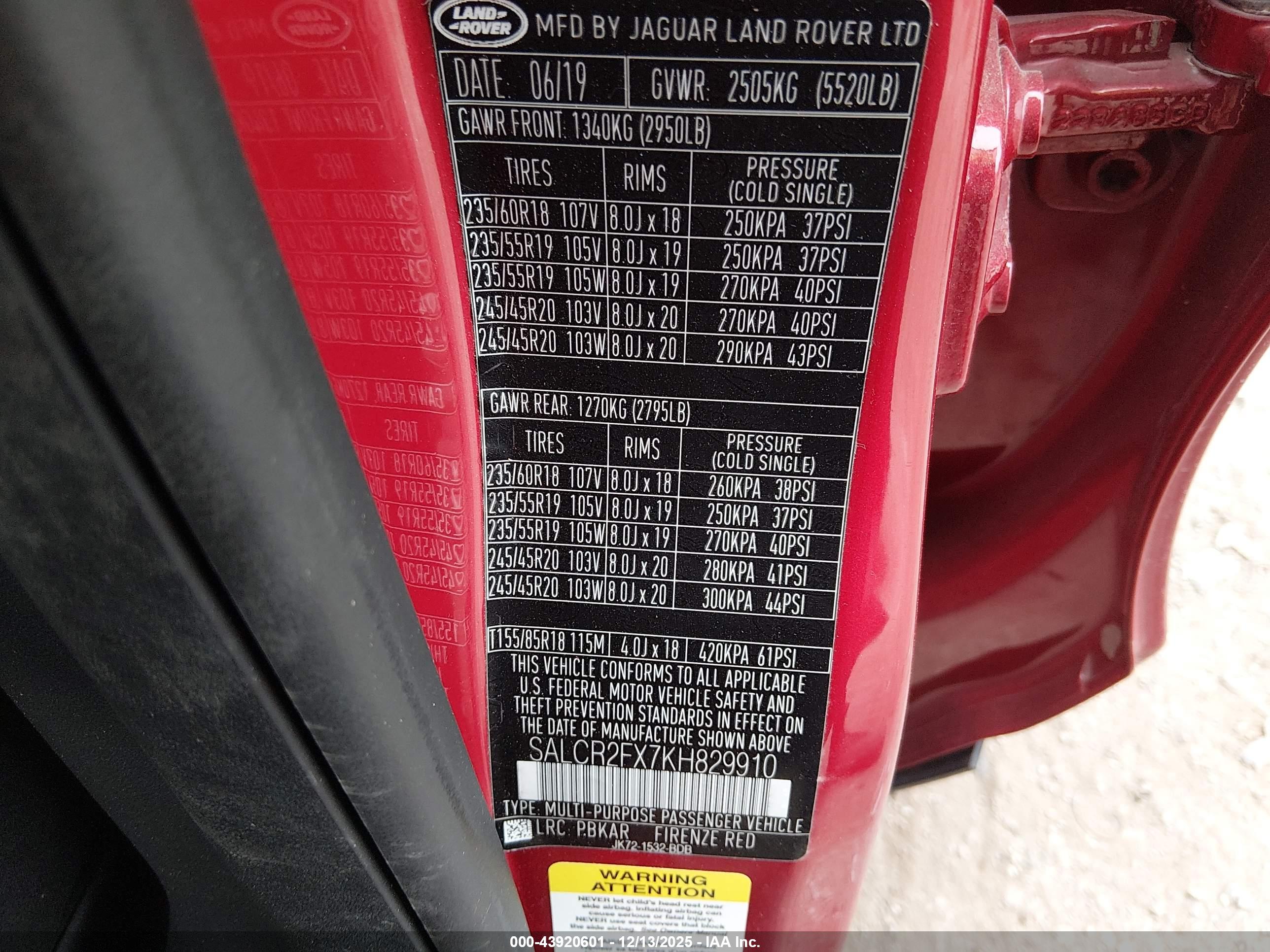 LAND ROVER image 9