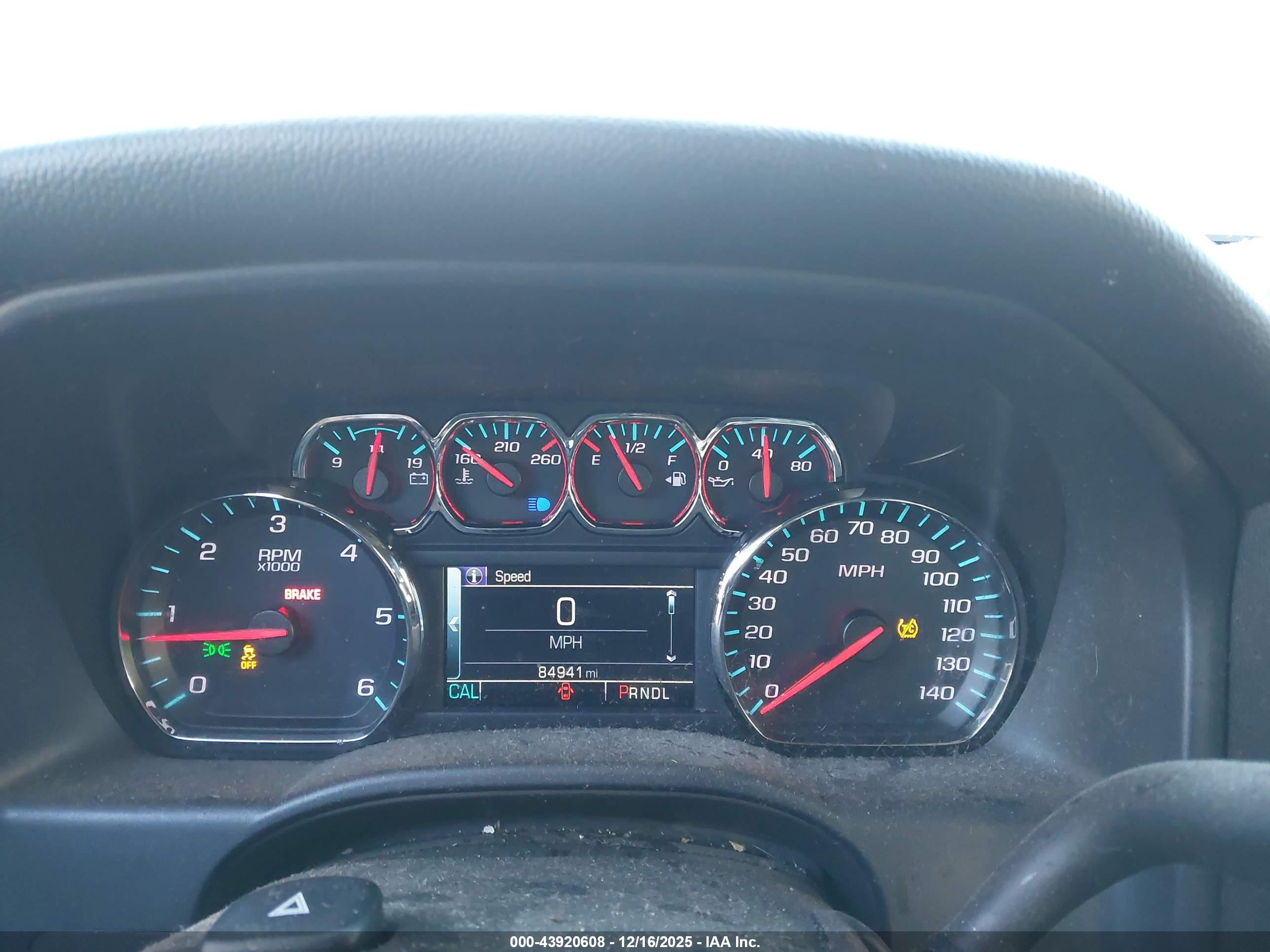 CHEVROLET SILVERADO image 7