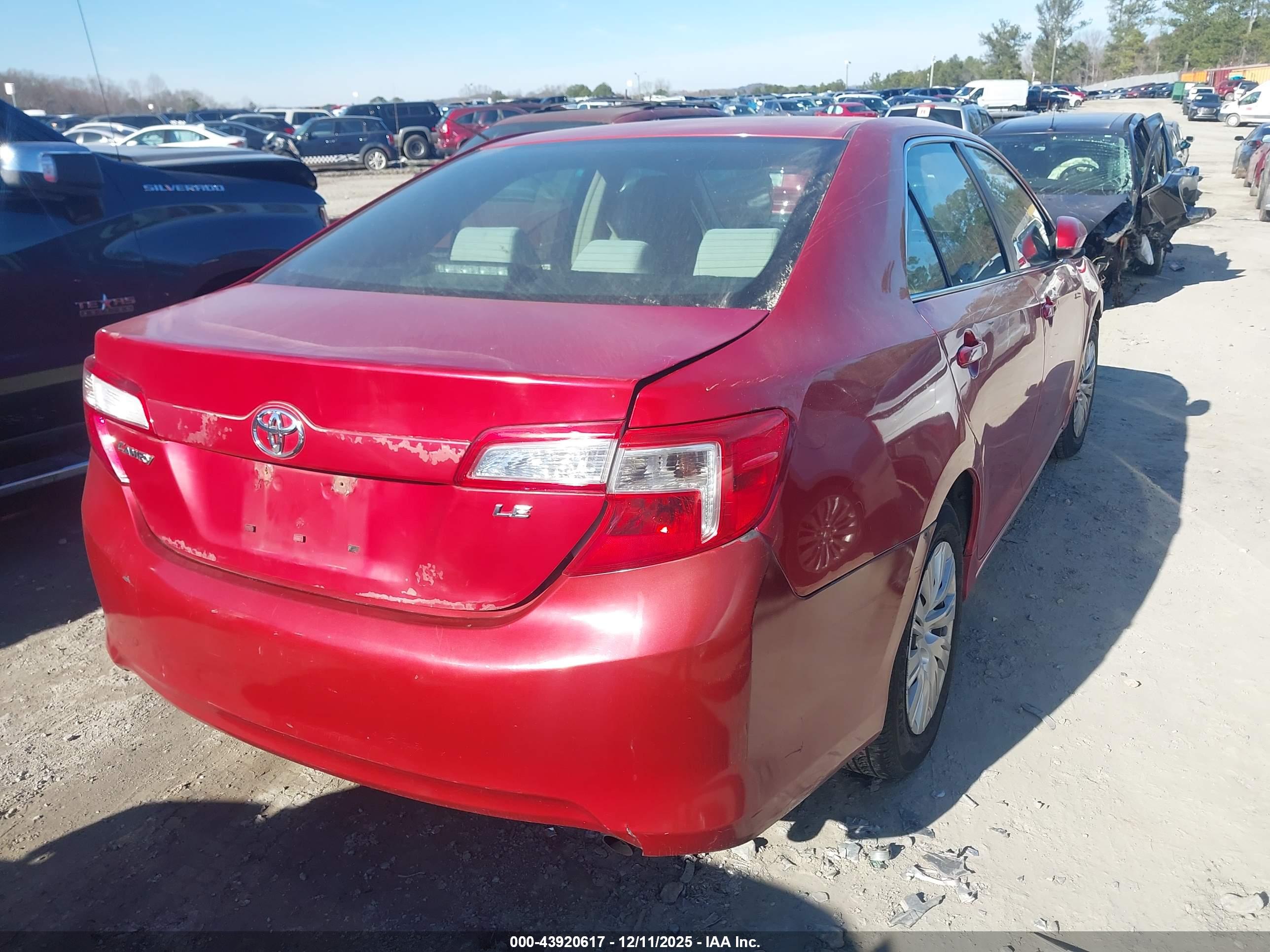 TOYOTA CAMRY image 4