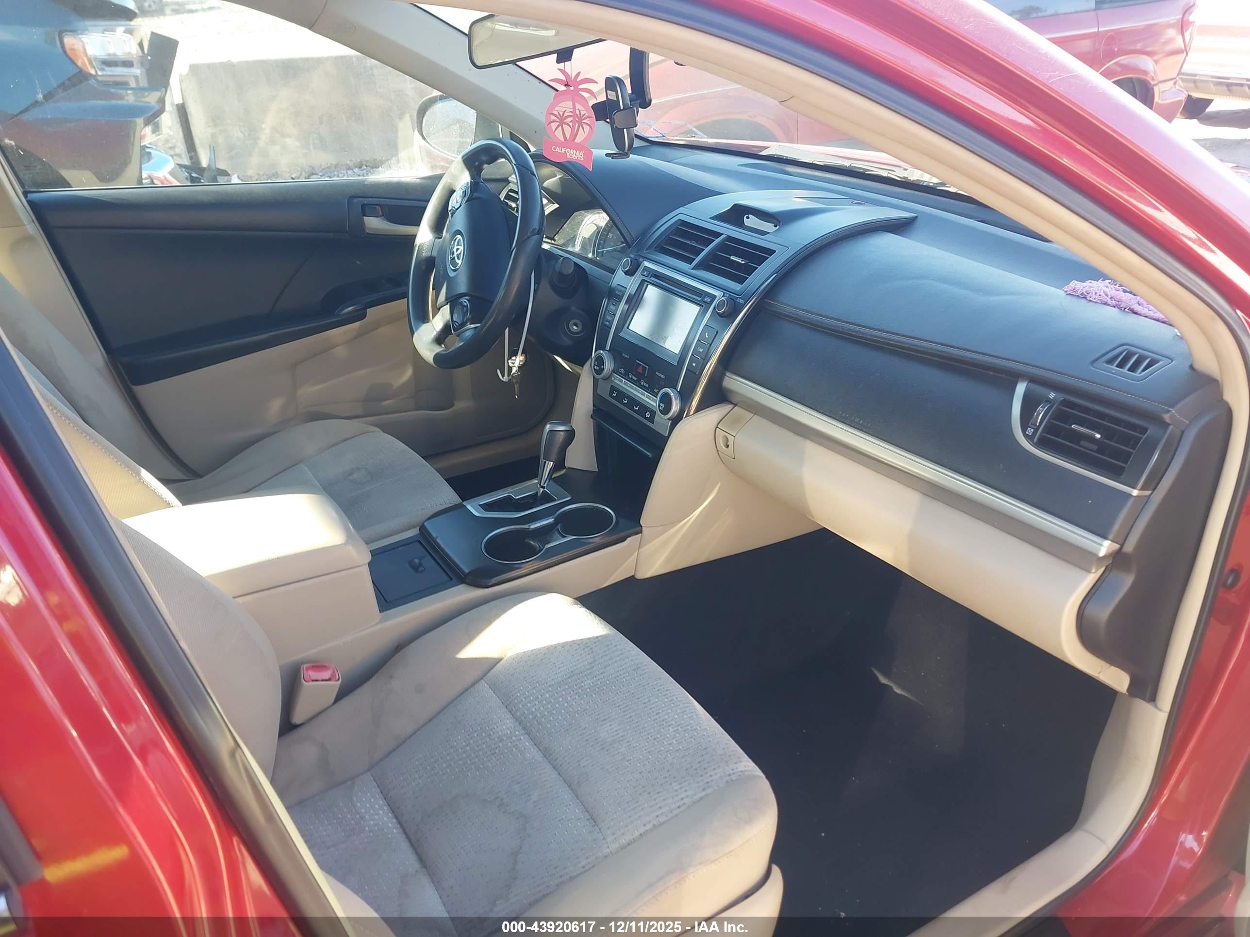 TOYOTA CAMRY image 5