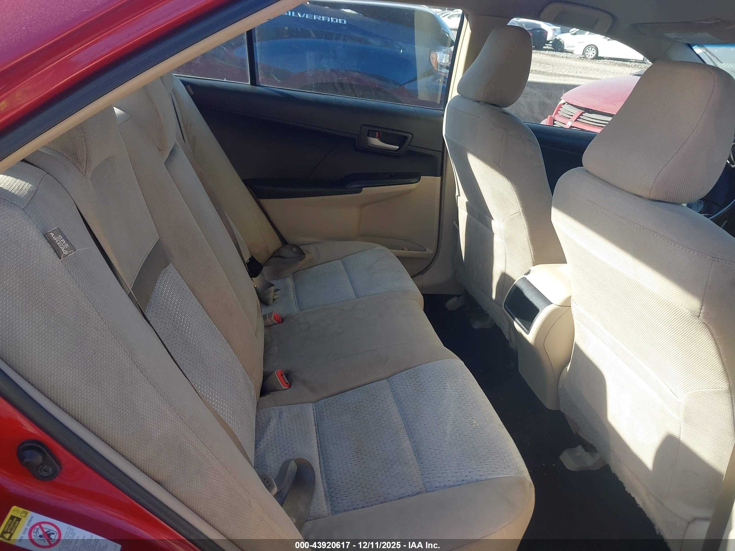 TOYOTA CAMRY image 8