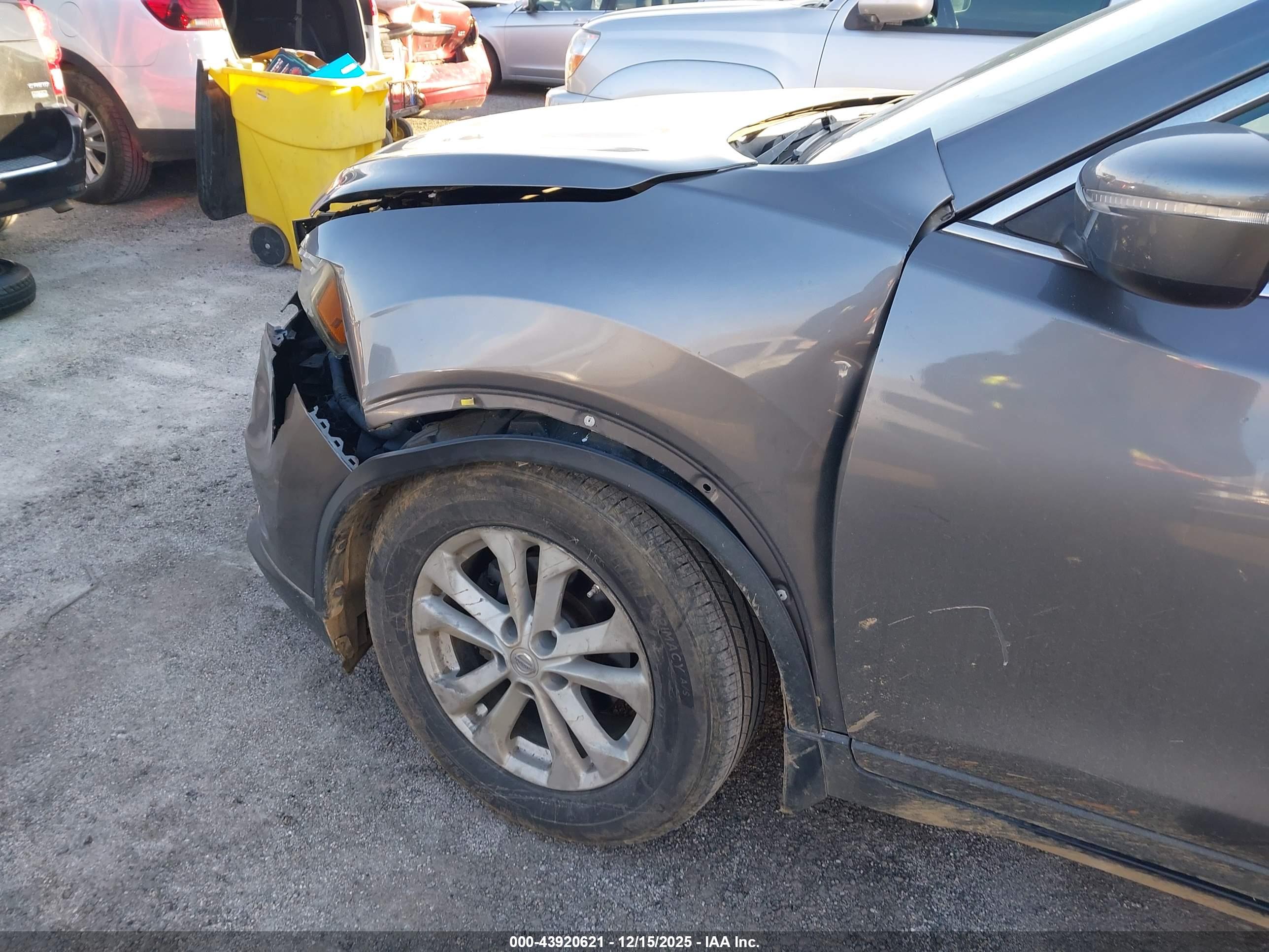 NISSAN ROGUE image 6