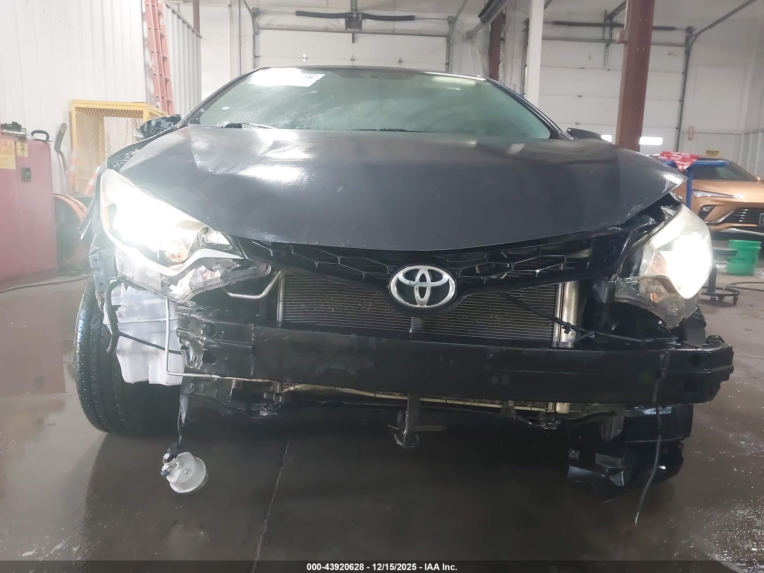 TOYOTA COROLLA image 6