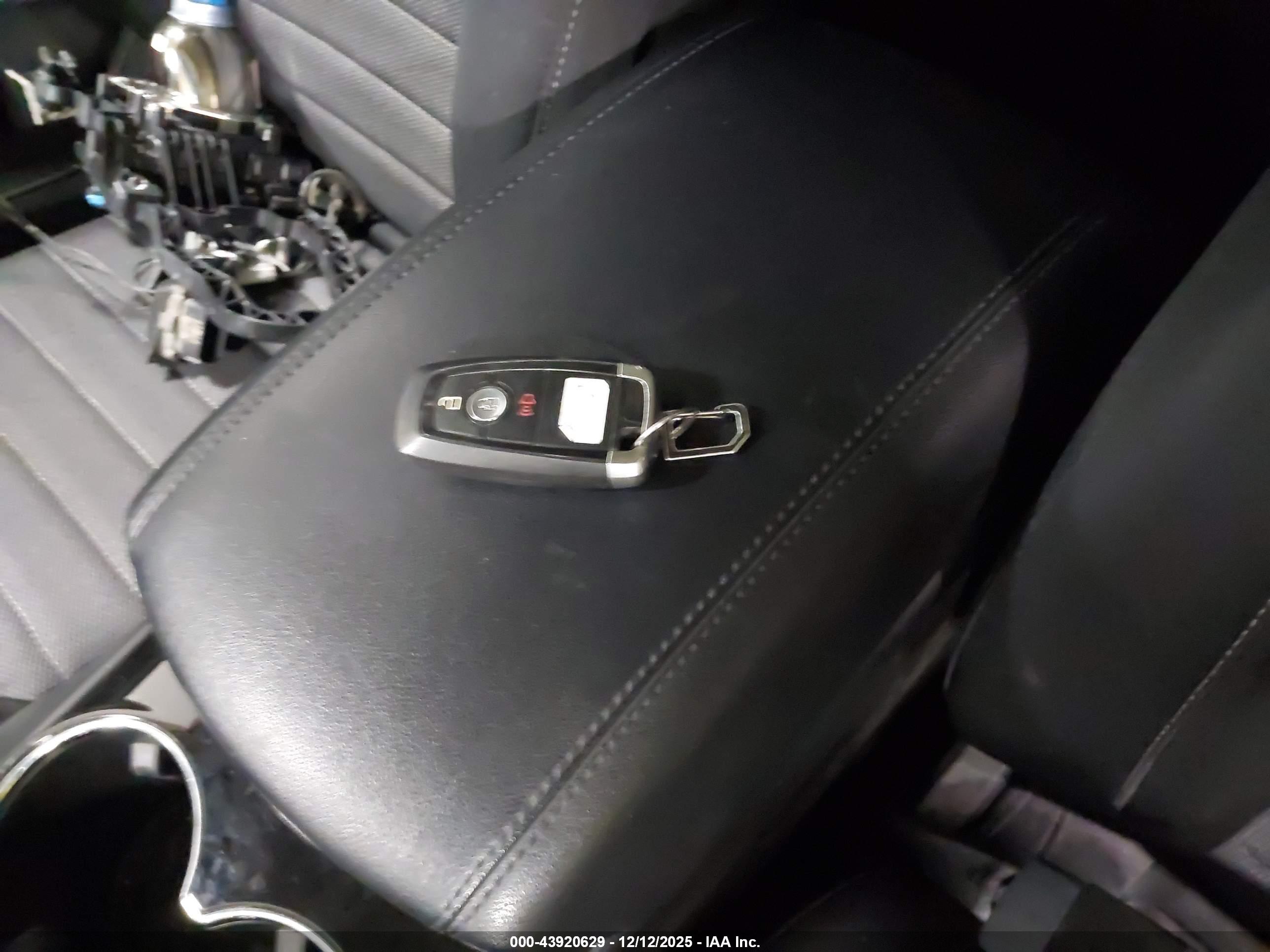 FORD EDGE image 11