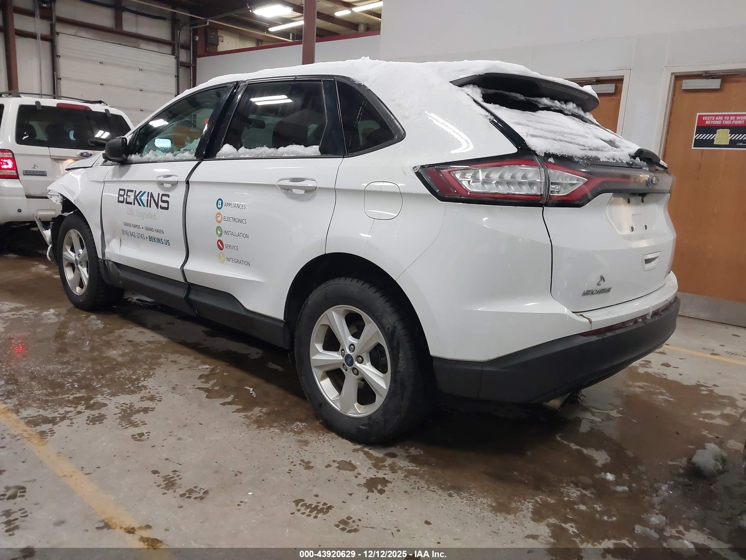 FORD EDGE image 3