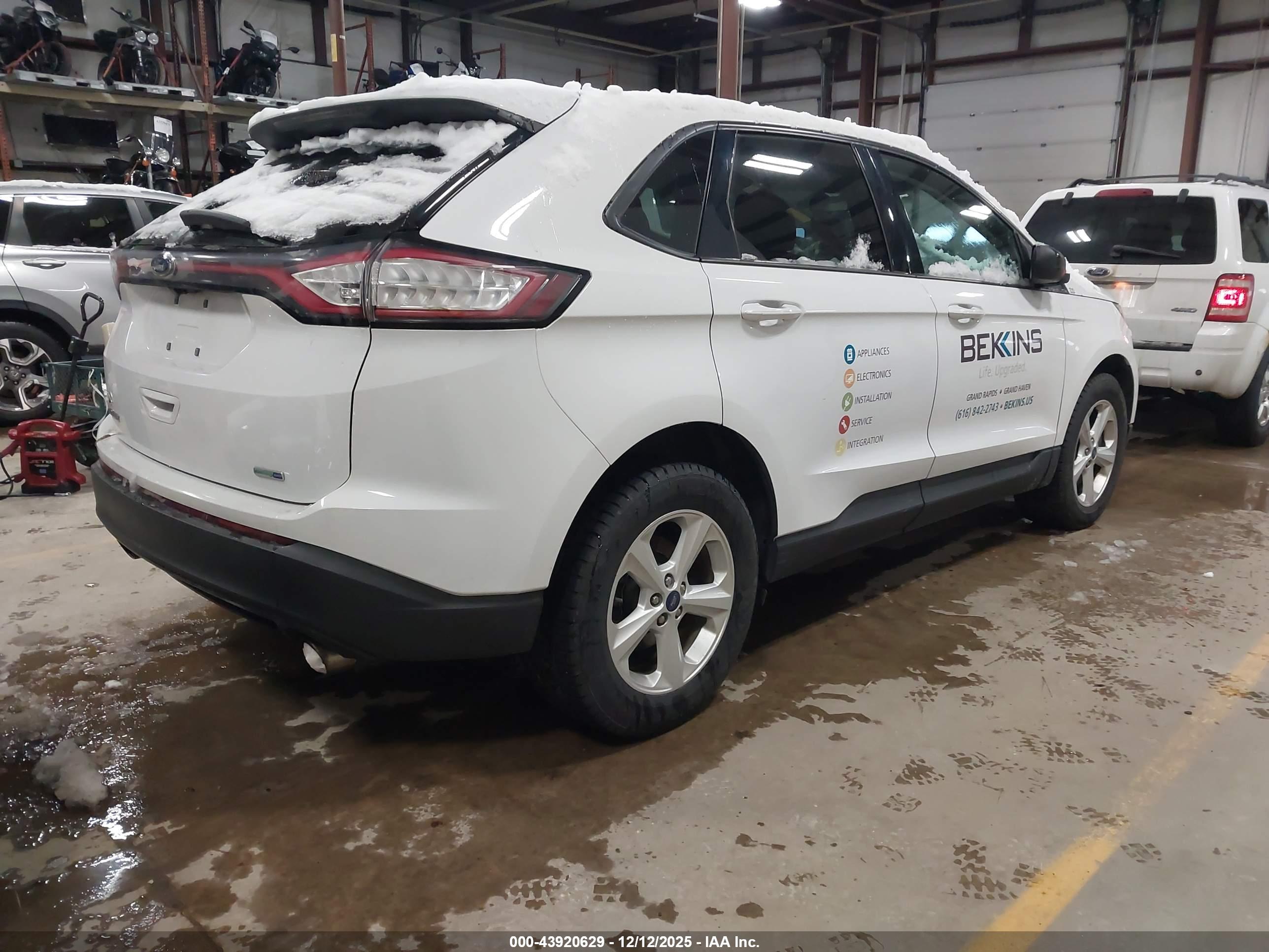 FORD EDGE image 4