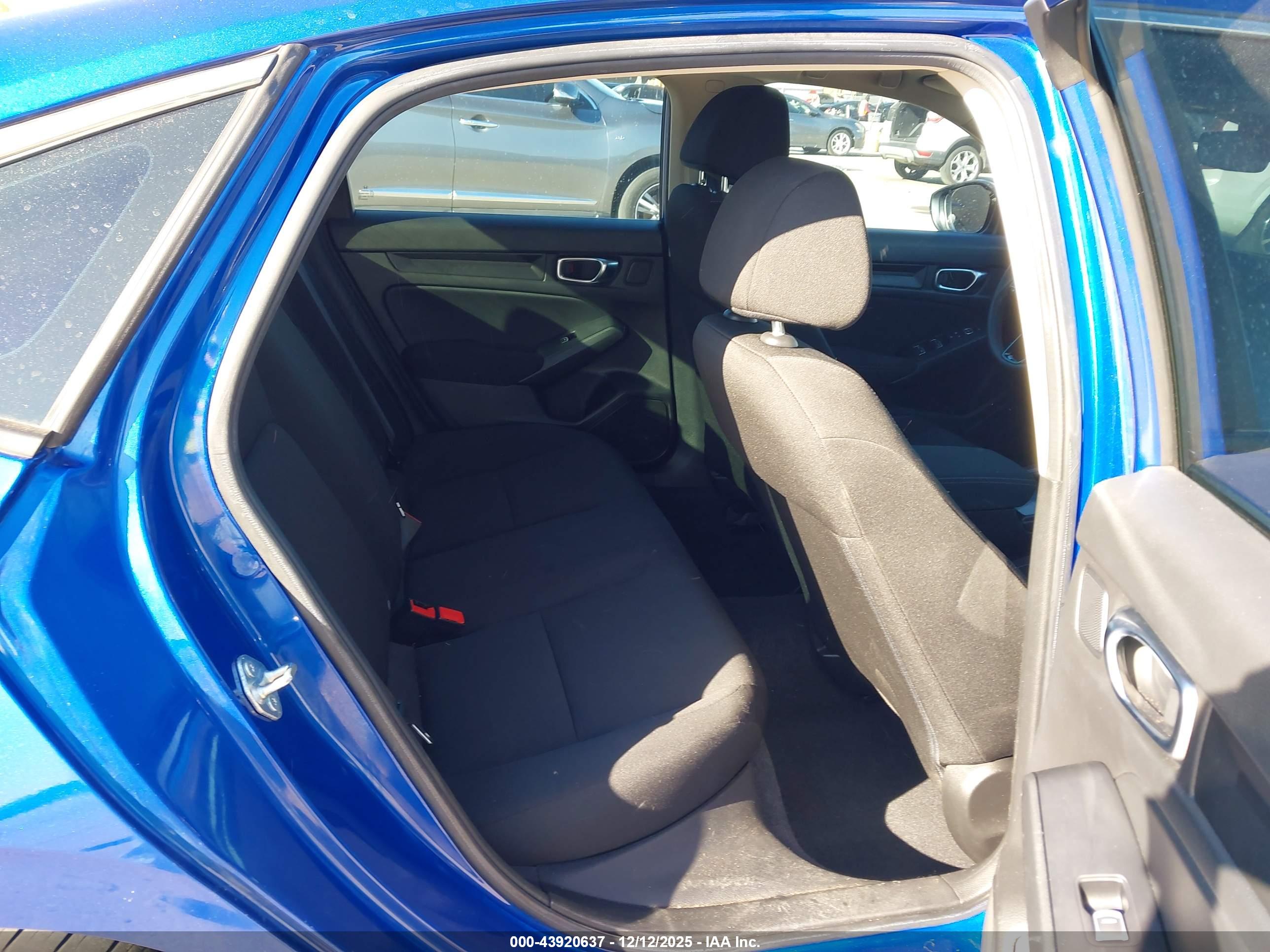 HONDA CIVIC image 8