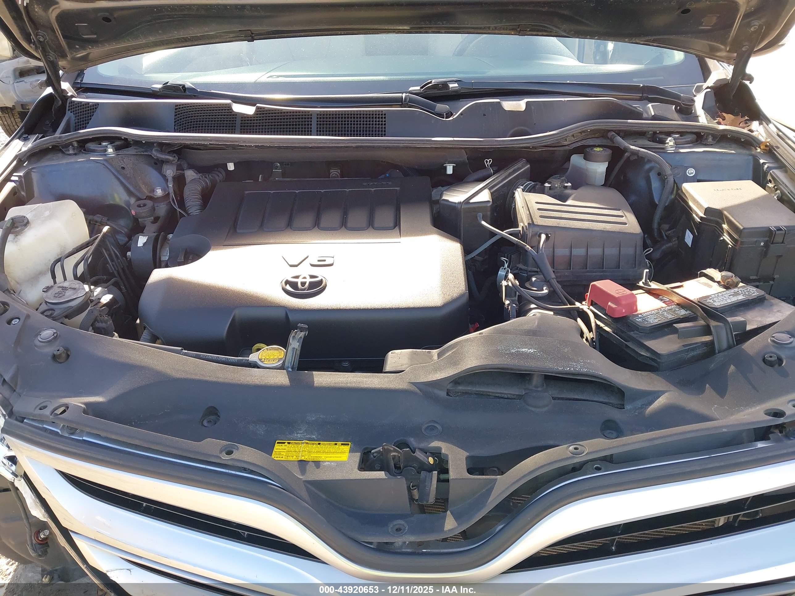 TOYOTA VENZA image 10