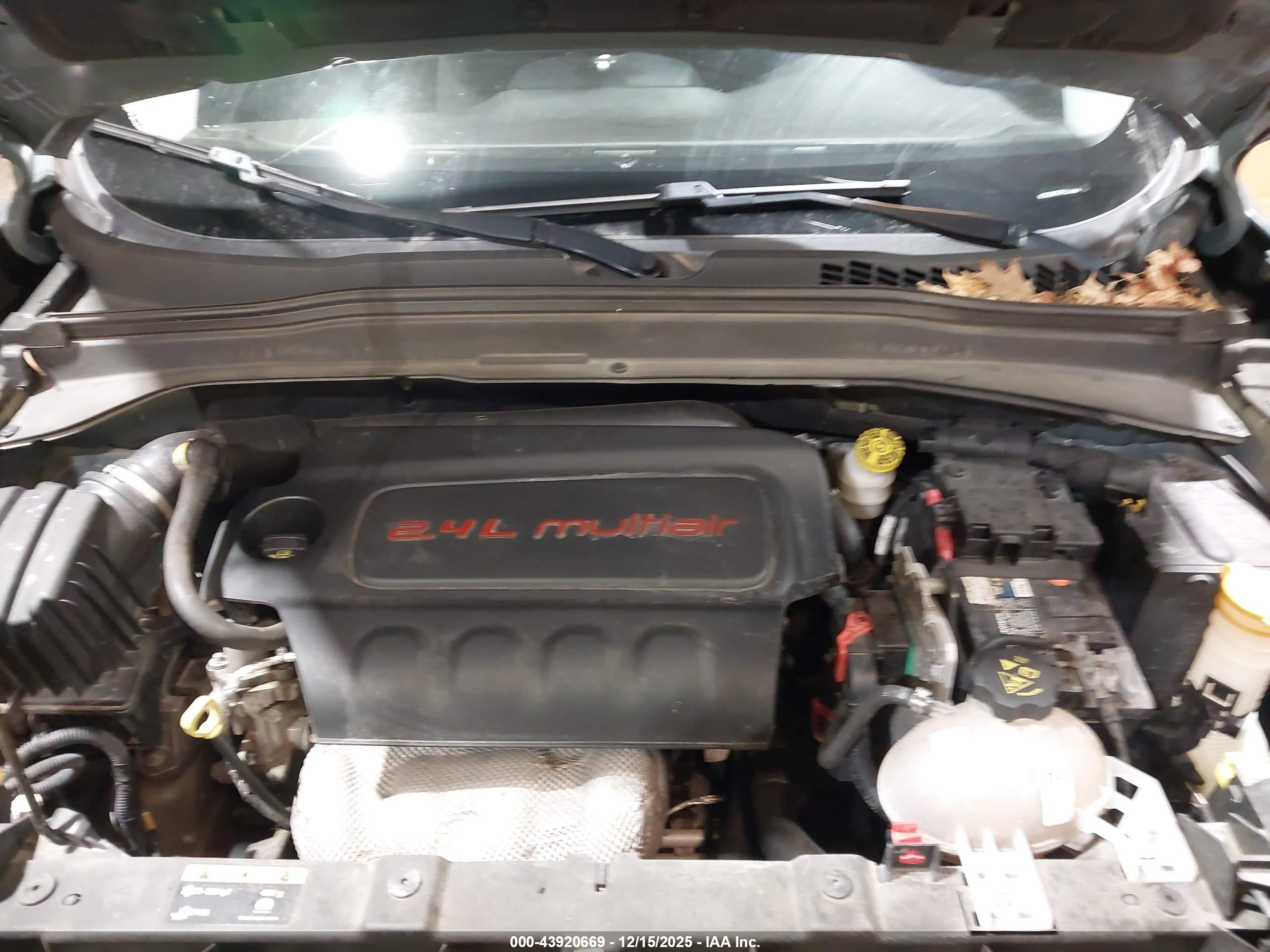 JEEP RENEGADE image 10