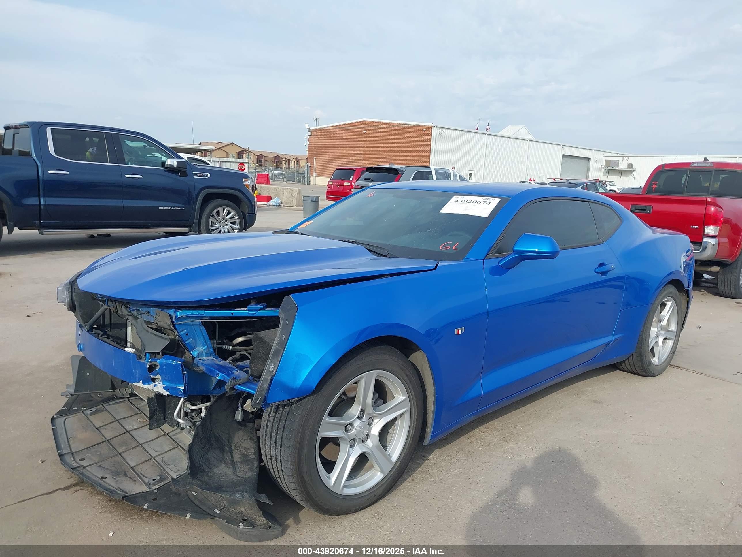CHEVROLET CAMARO image 2