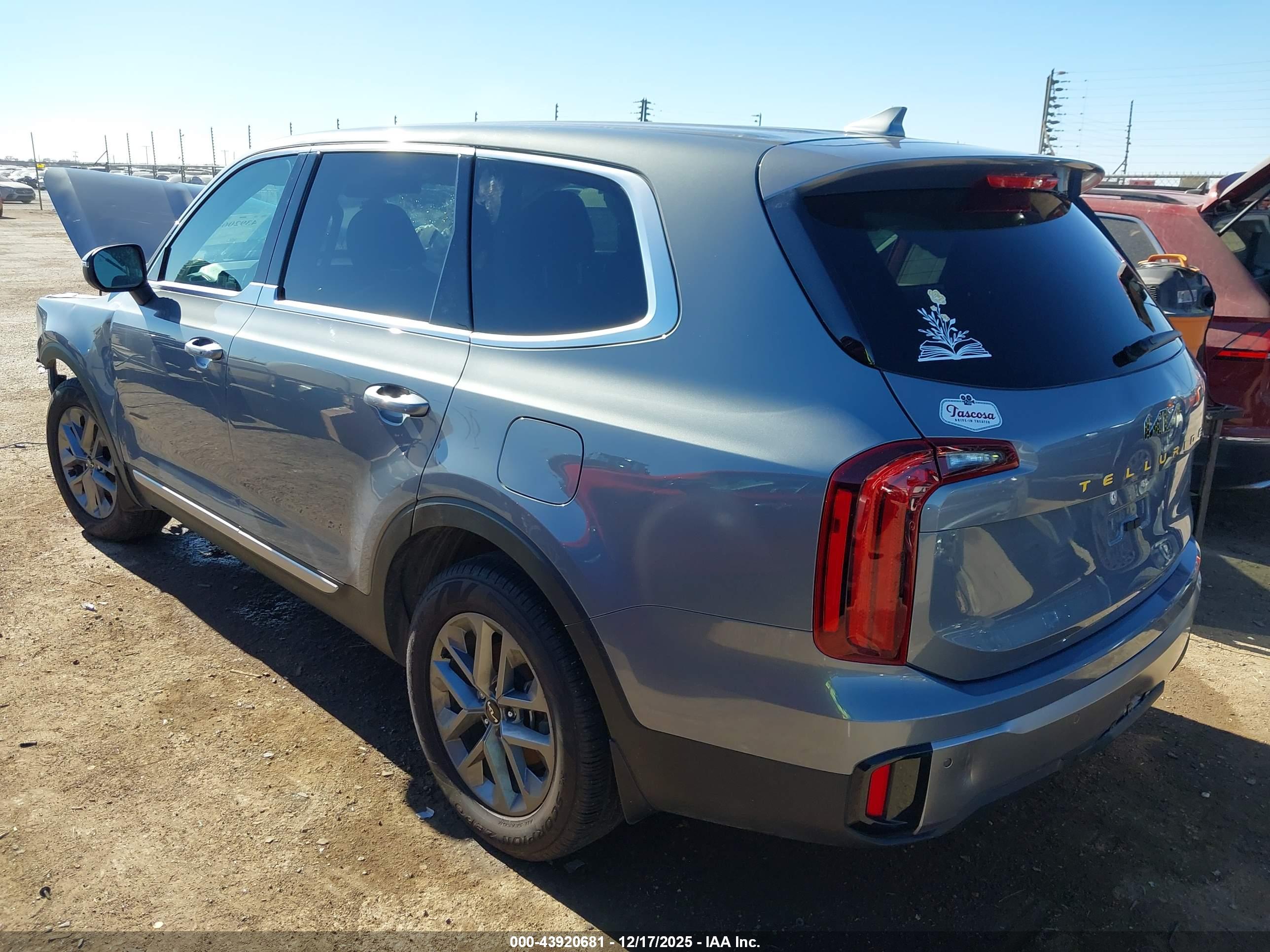 KIA TELLURIDE image 3