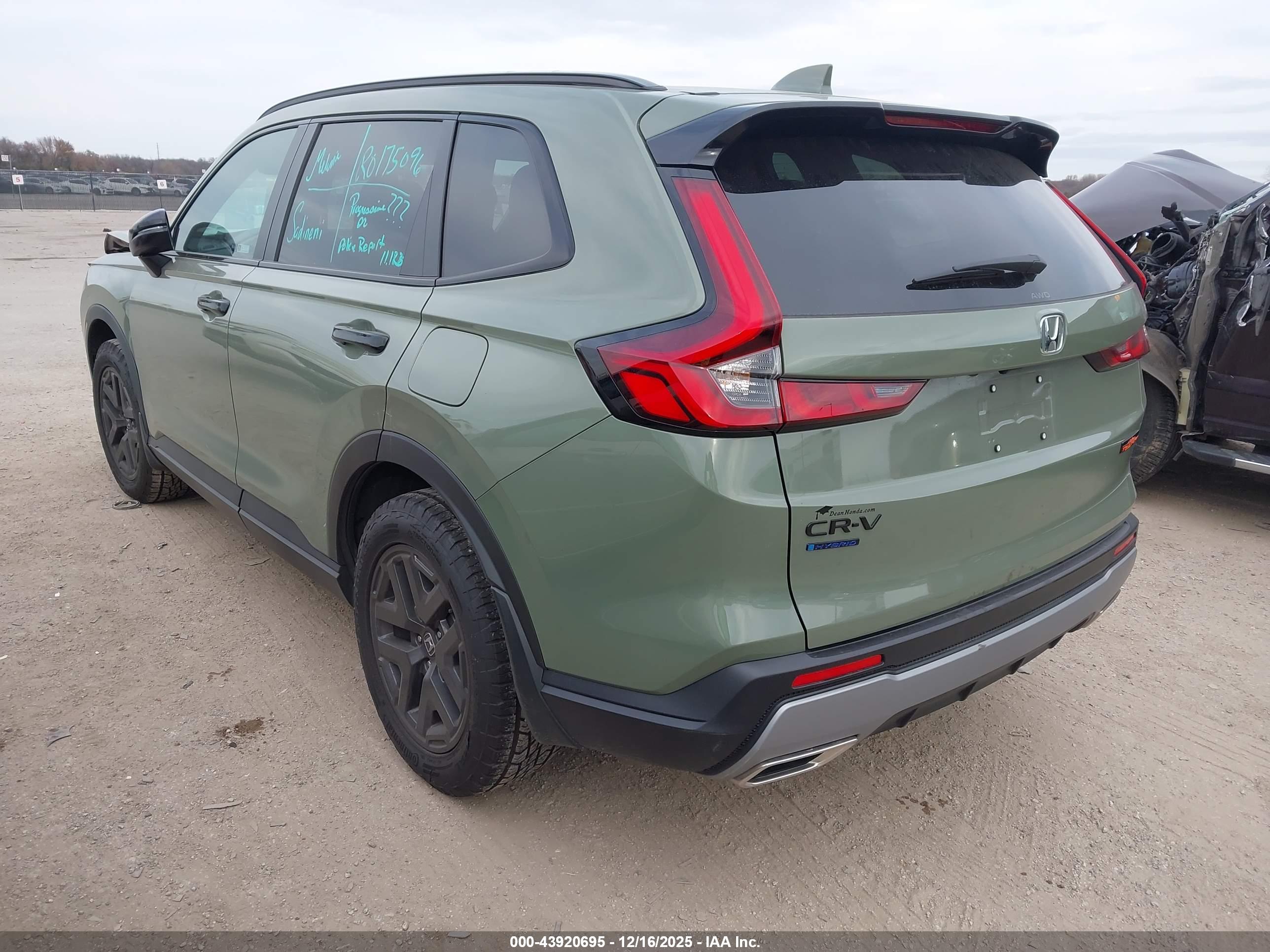 HONDA CR-V image 3
