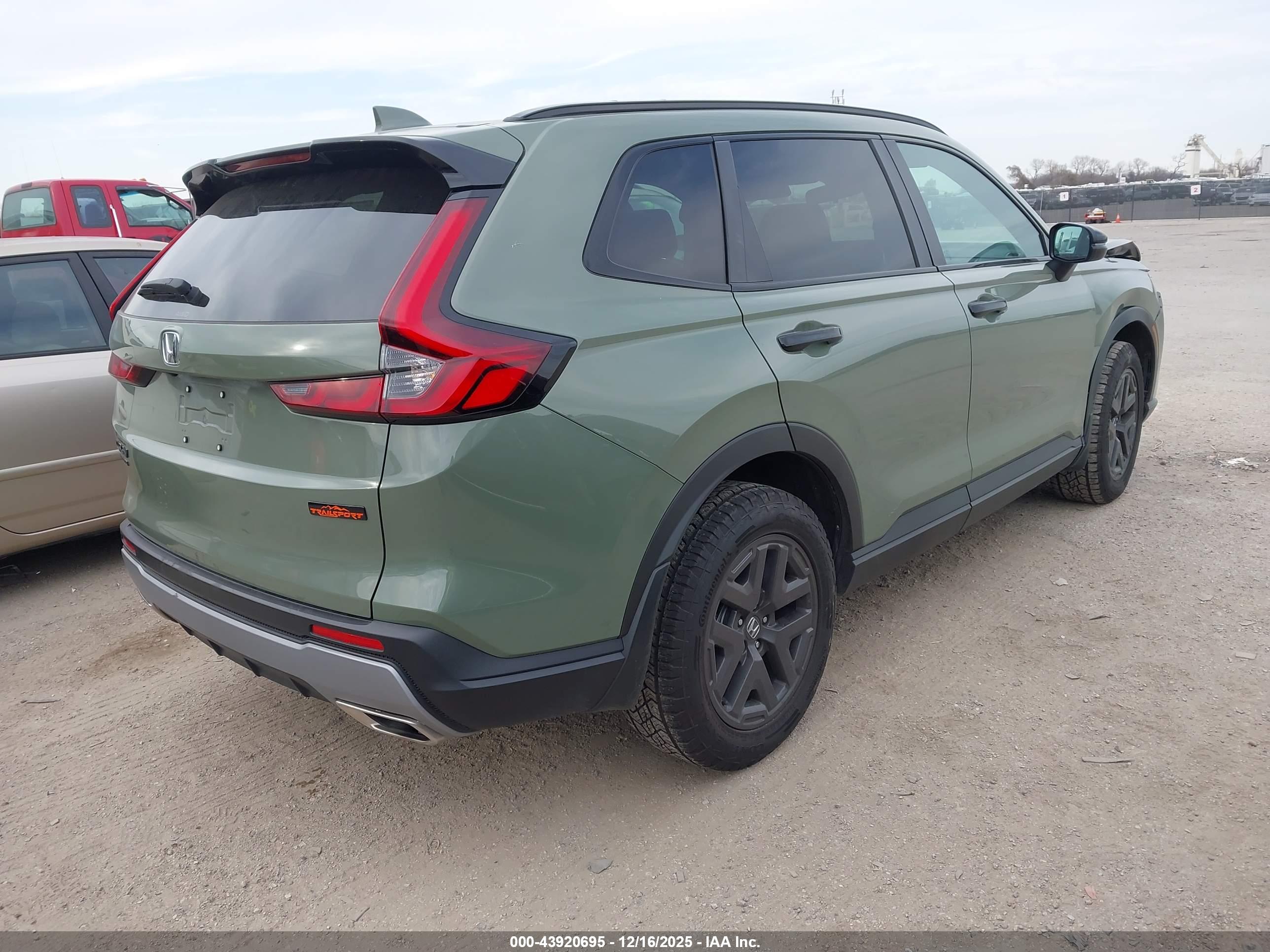 HONDA CR-V image 4