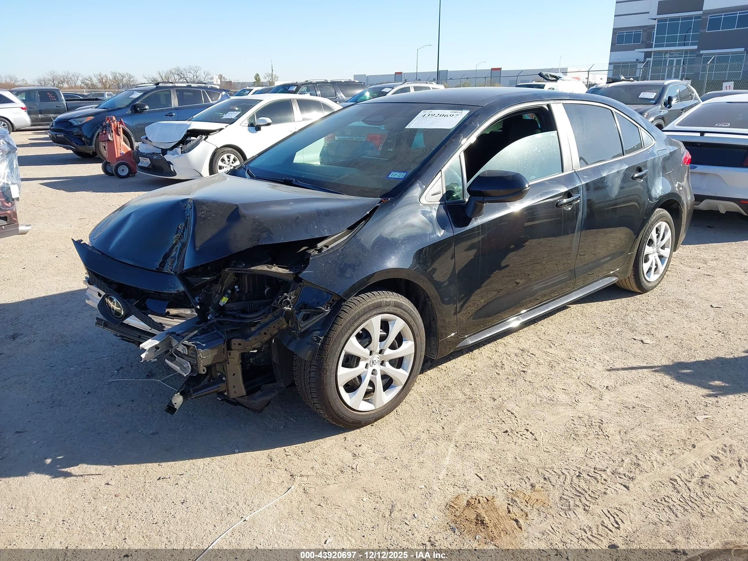 TOYOTA COROLLA image 2