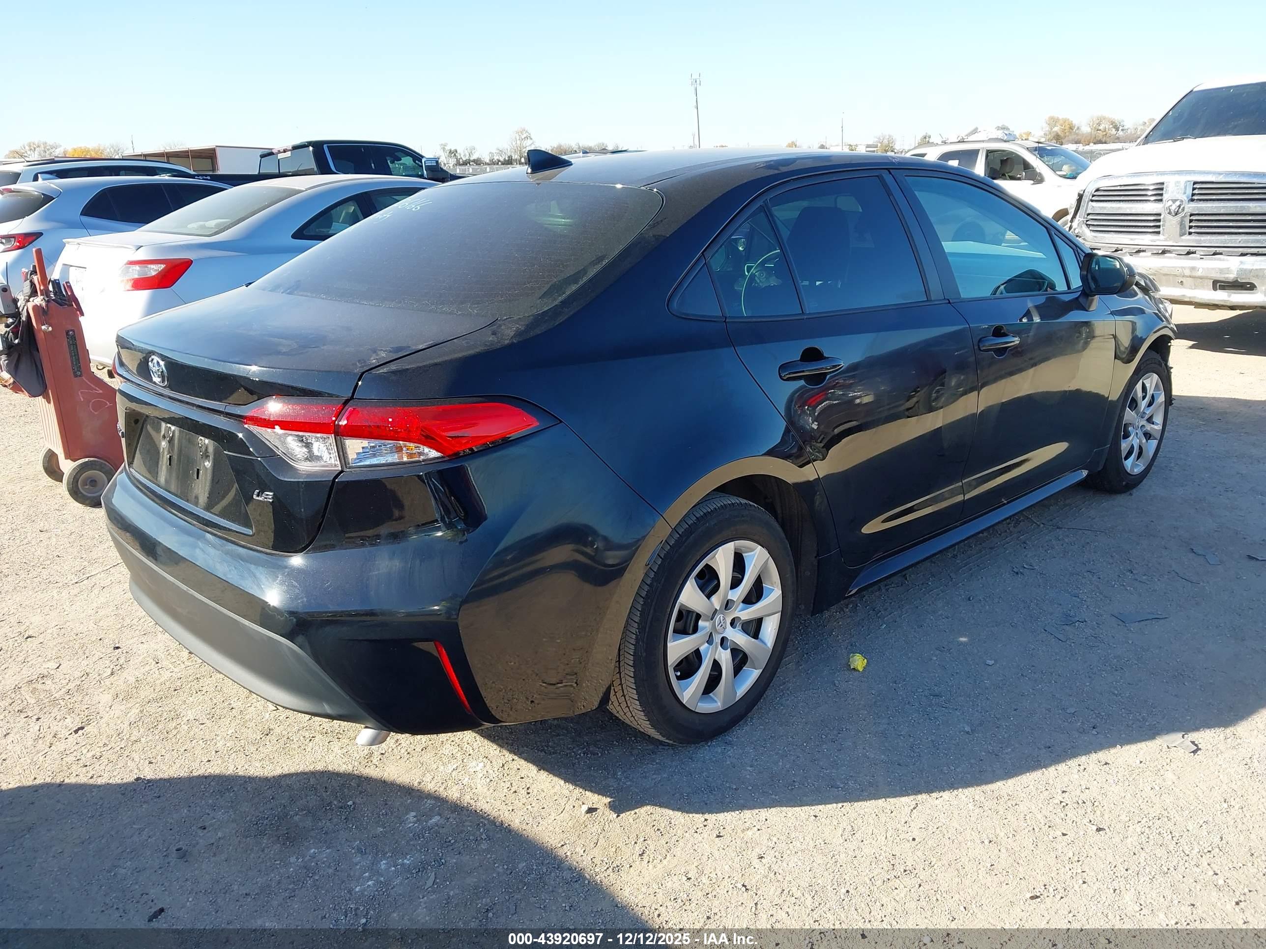 TOYOTA COROLLA image 4