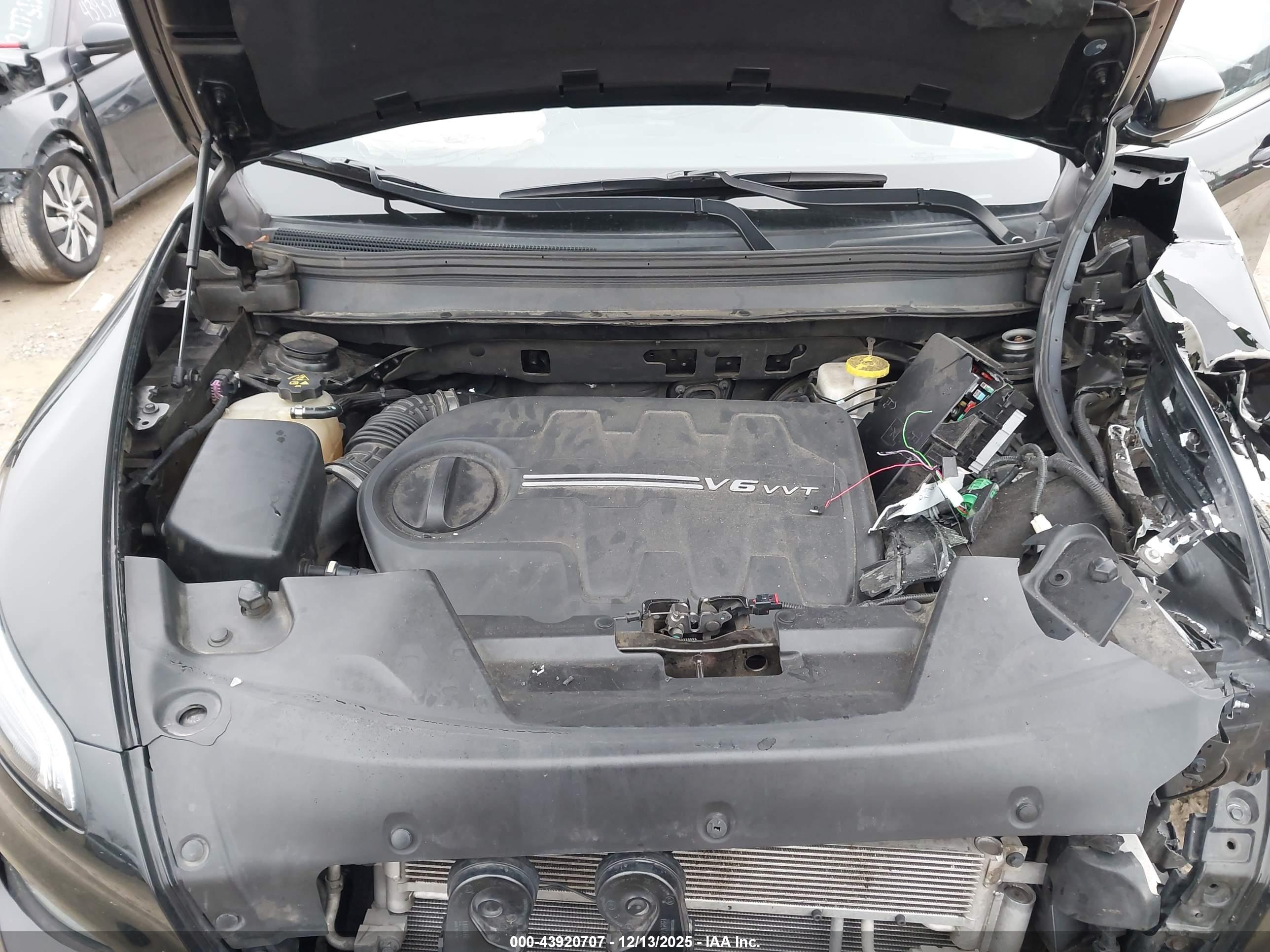 JEEP CHEROKEE image 10
