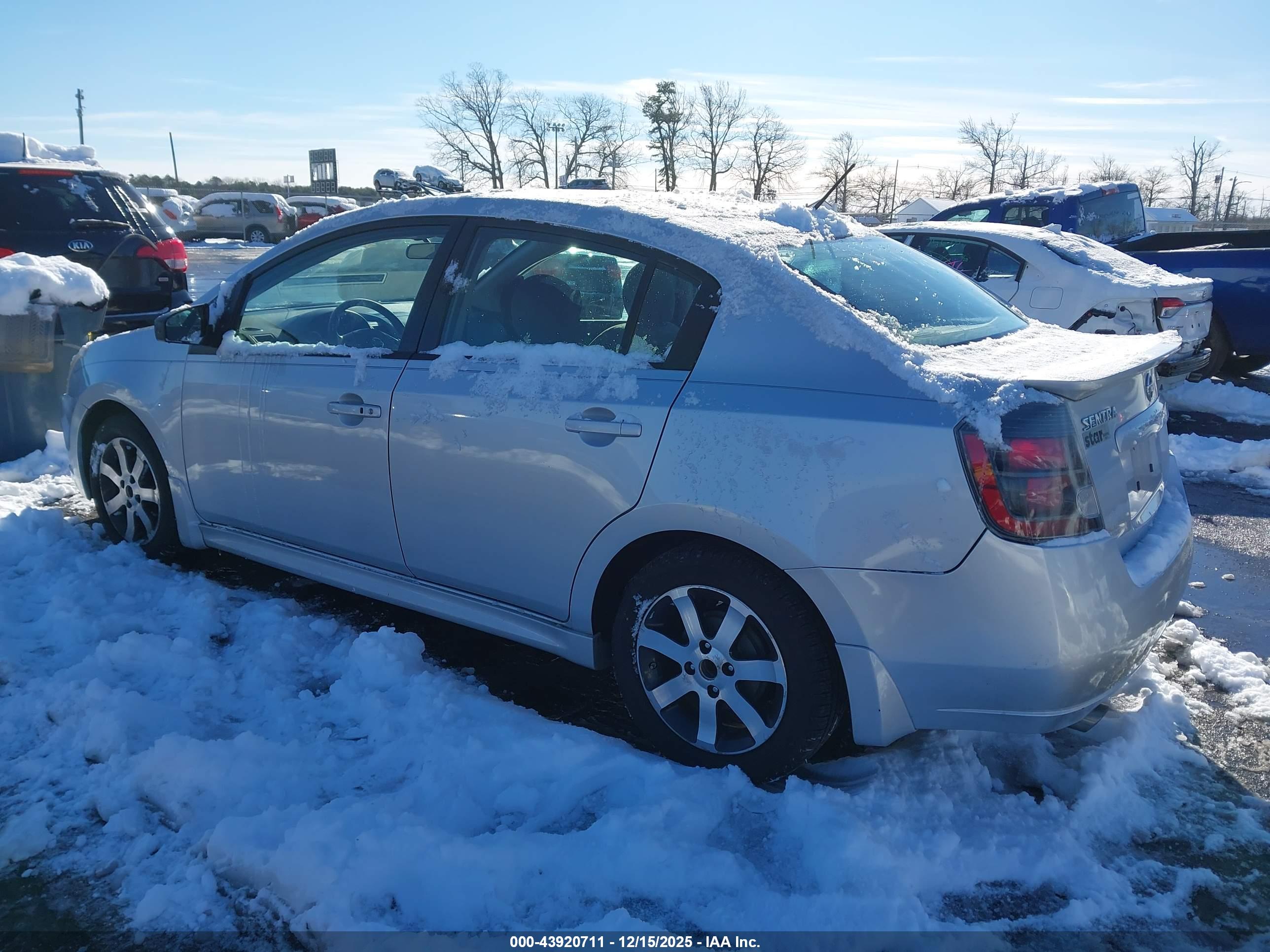 NISSAN SENTRA image 3