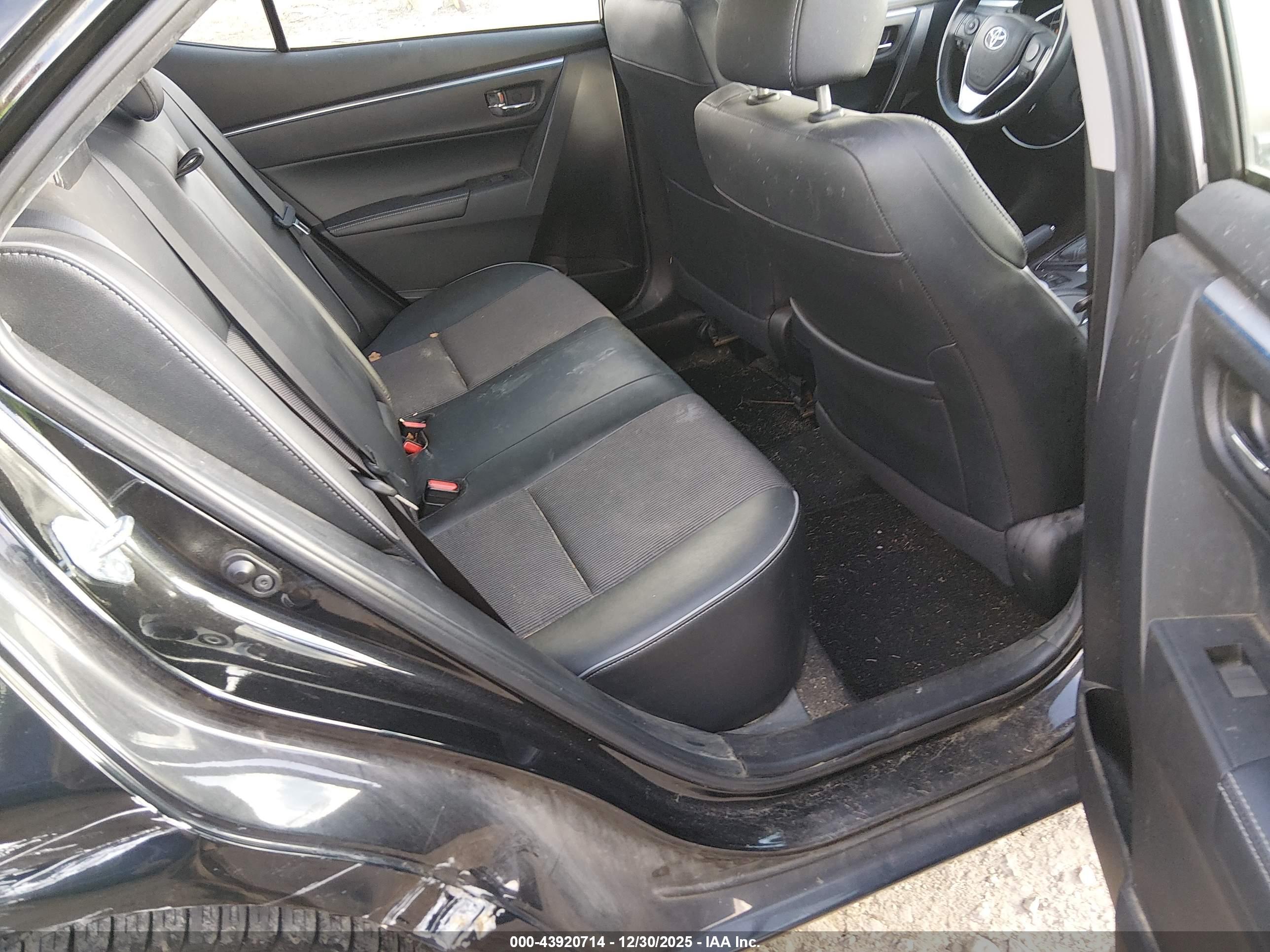 TOYOTA COROLLA image 8