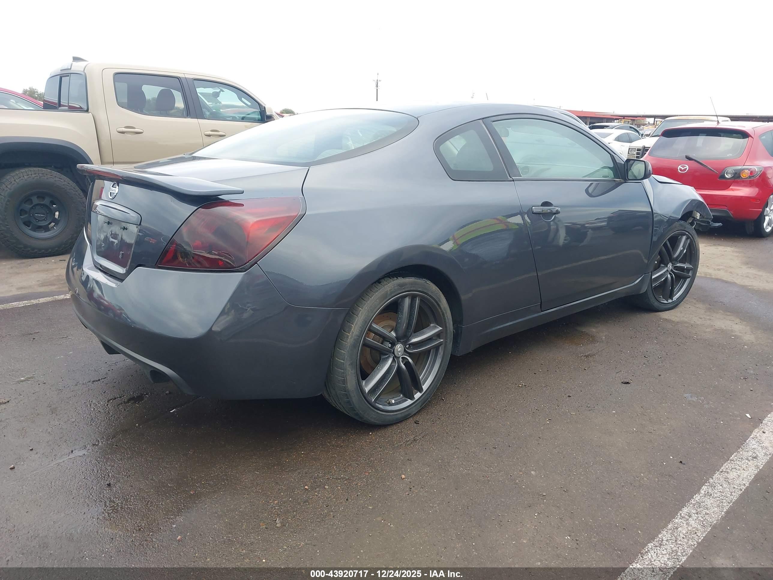 NISSAN ALTIMA image 4