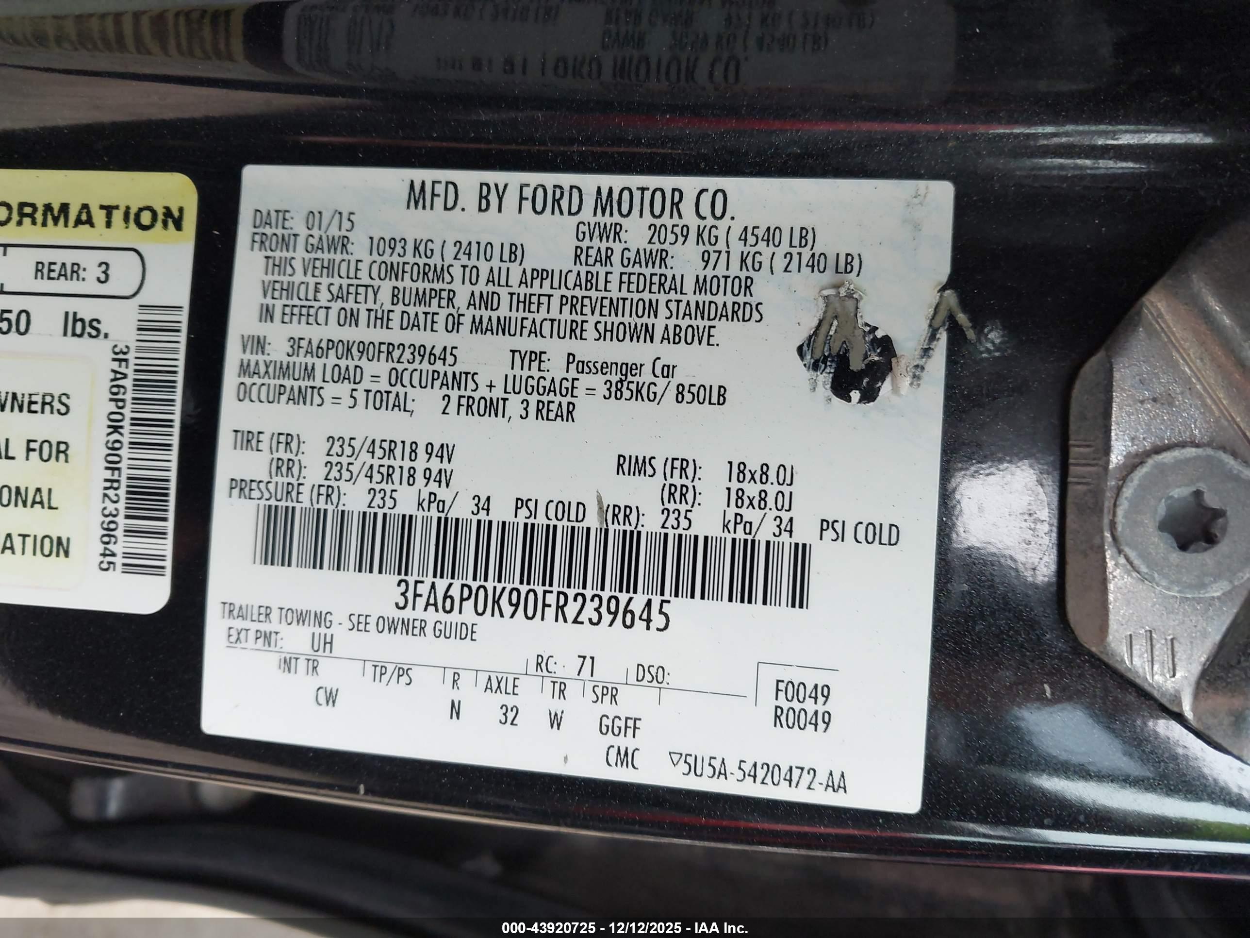 FORD FUSION image 9