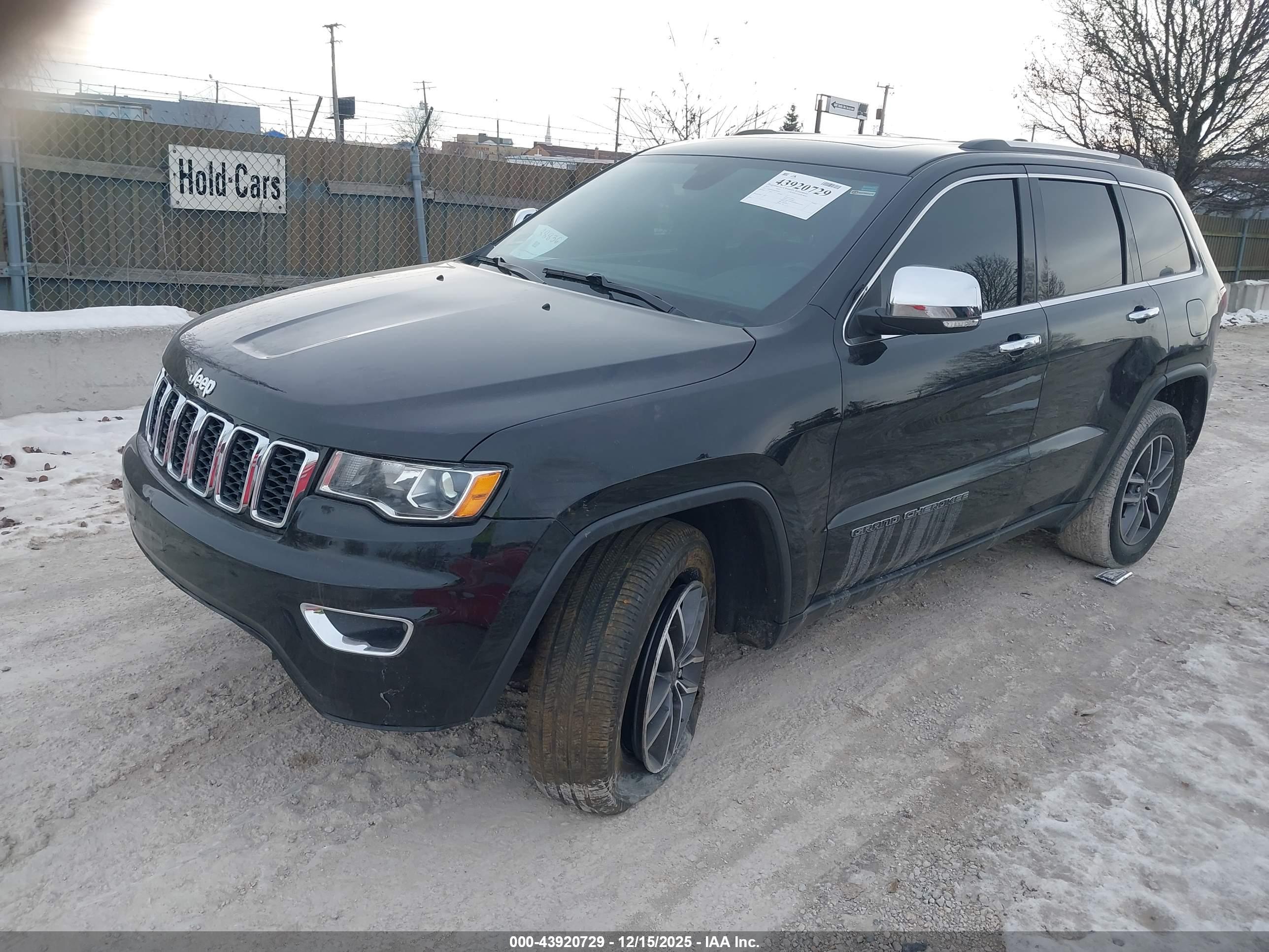 JEEP GRAND image 2