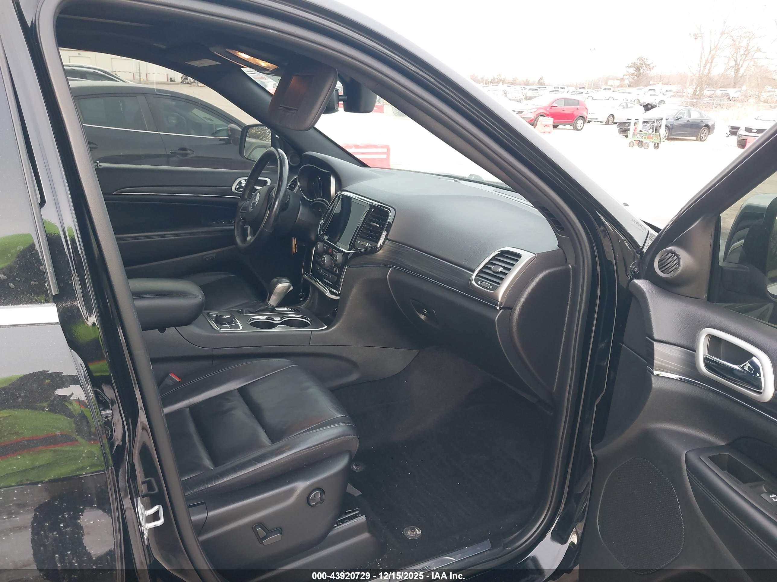 JEEP GRAND image 5
