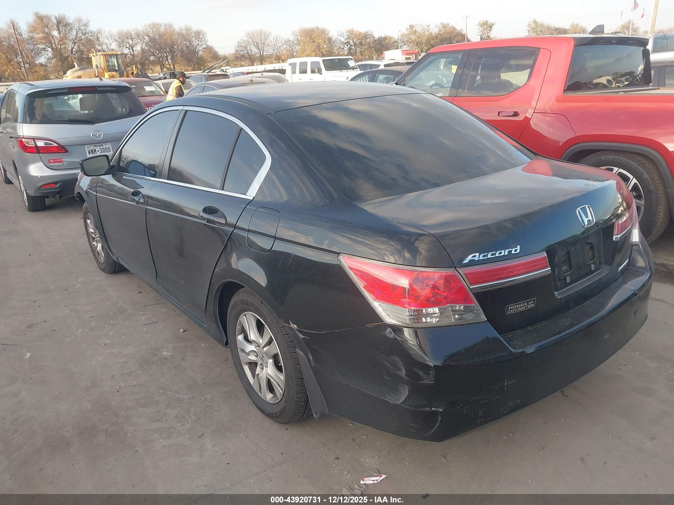 HONDA ACCORD image 3