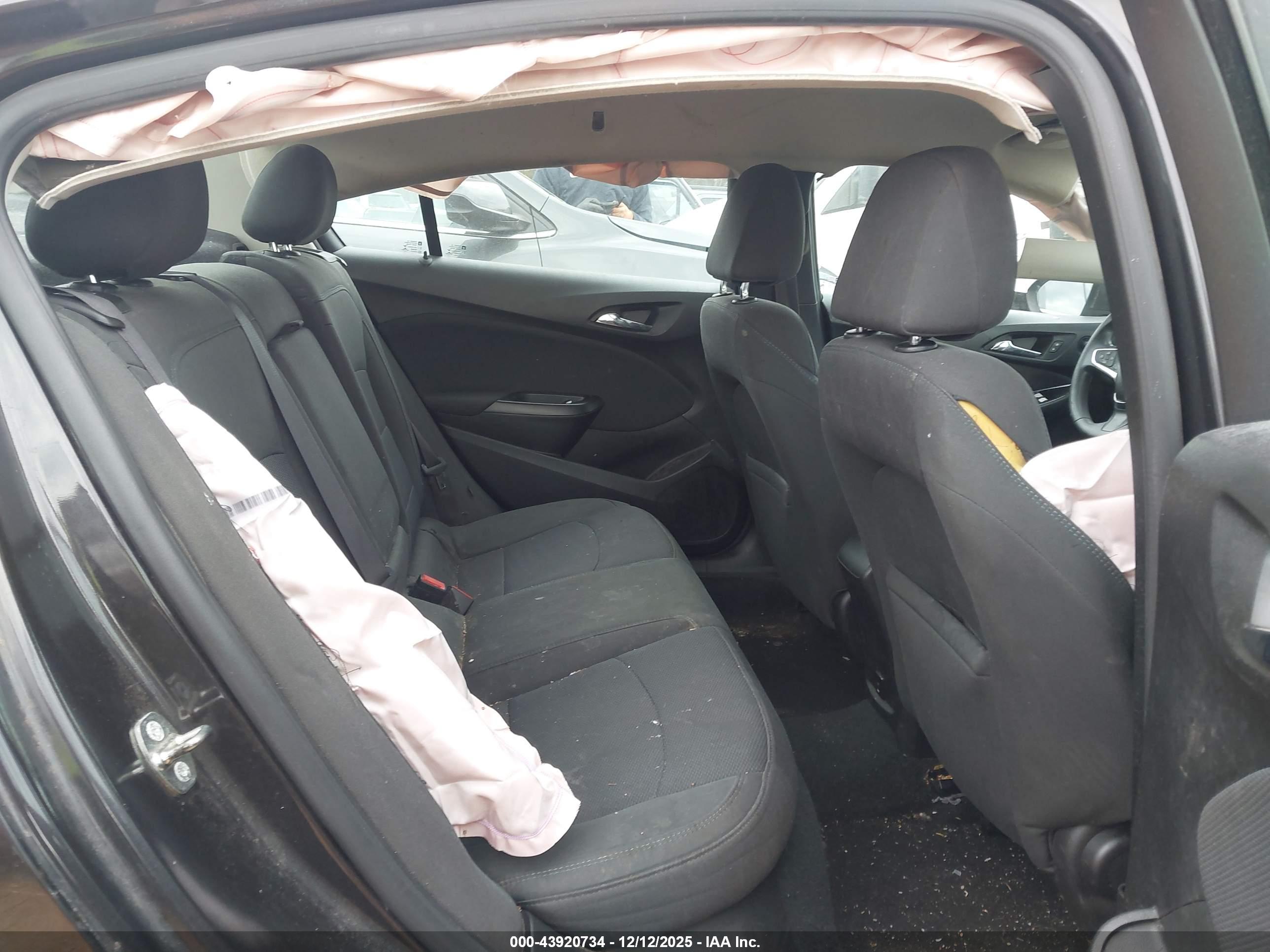CHEVROLET CRUZE image 8