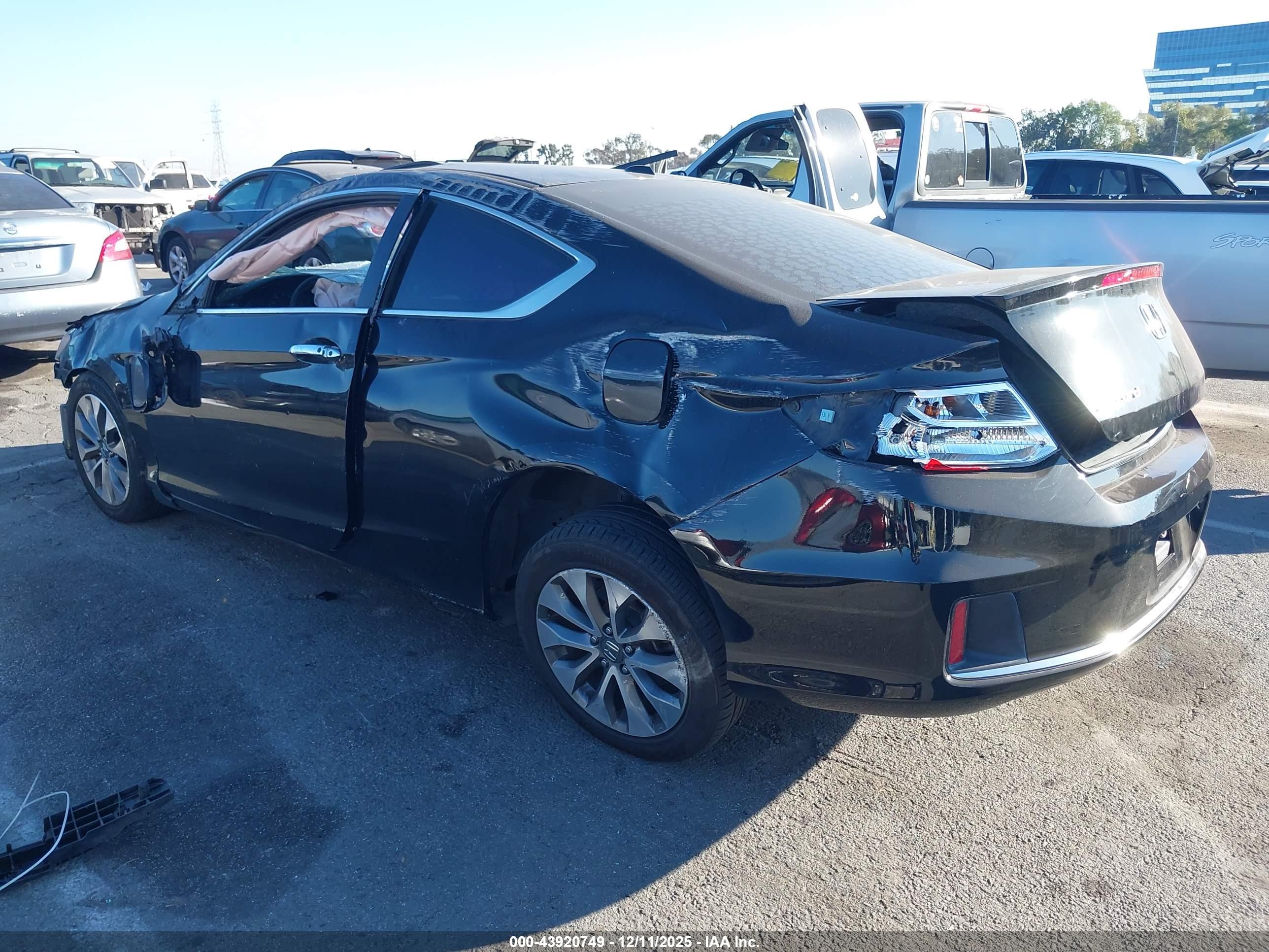 HONDA ACCORD image 3