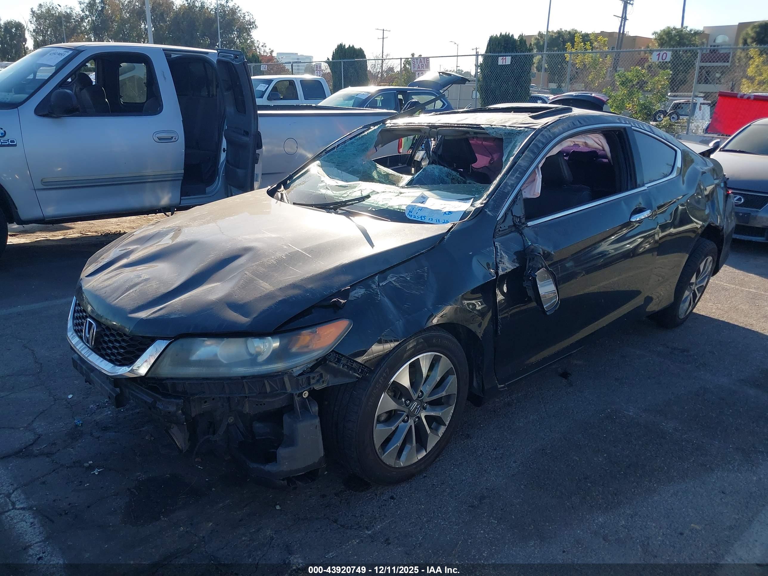 HONDA ACCORD image 6