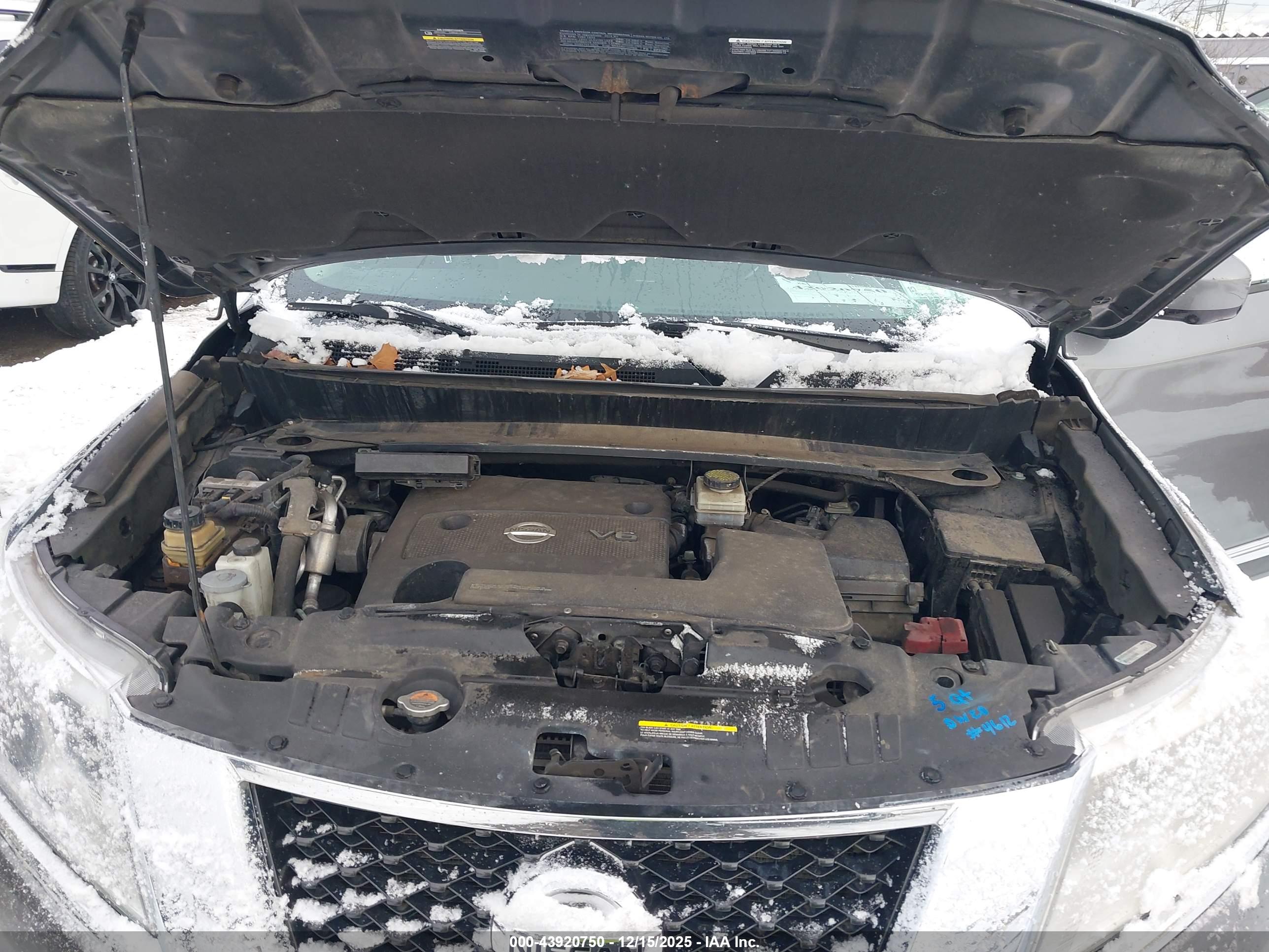 NISSAN PATHFINDER image 10