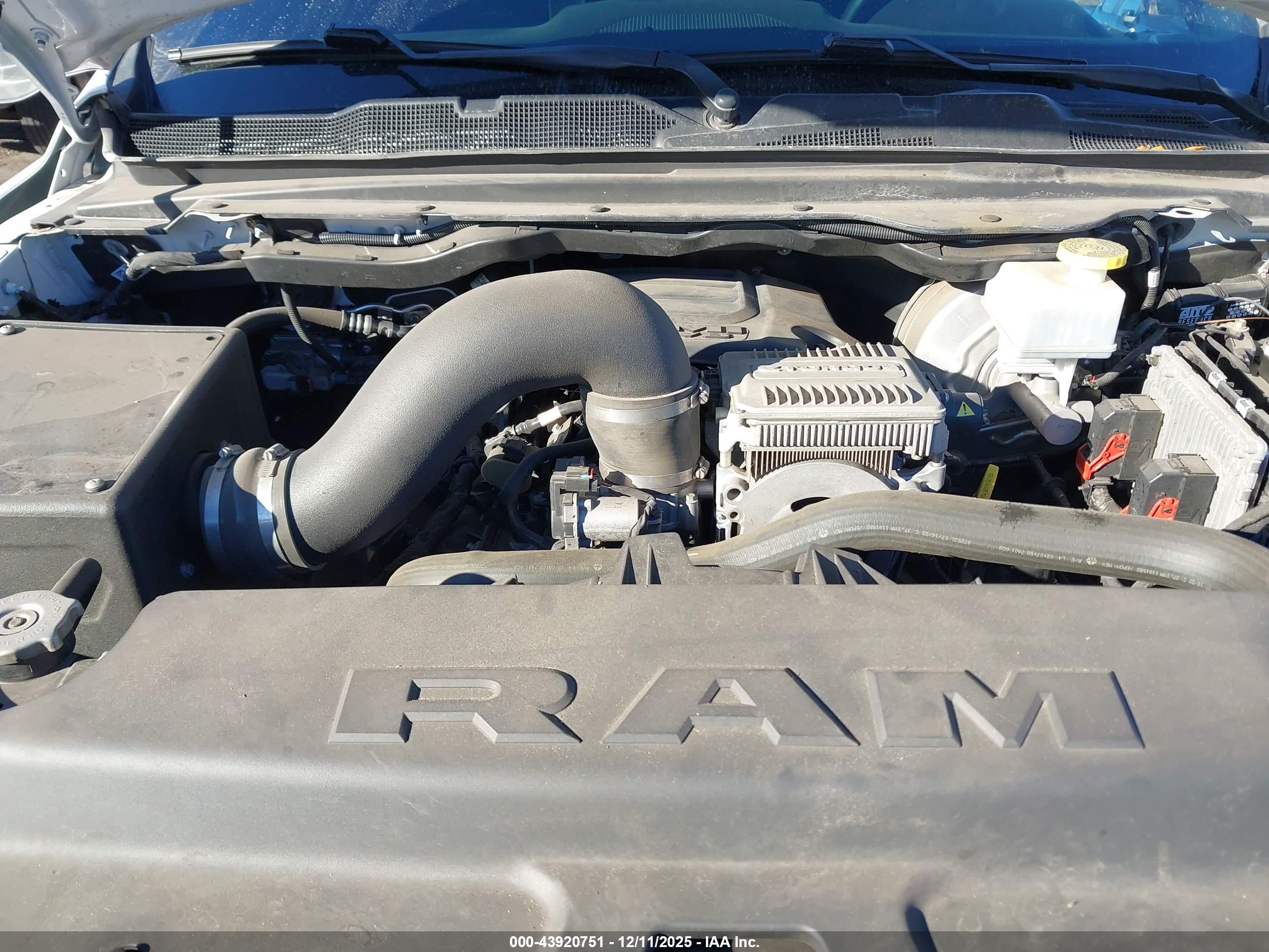 RAM 1500 image 10