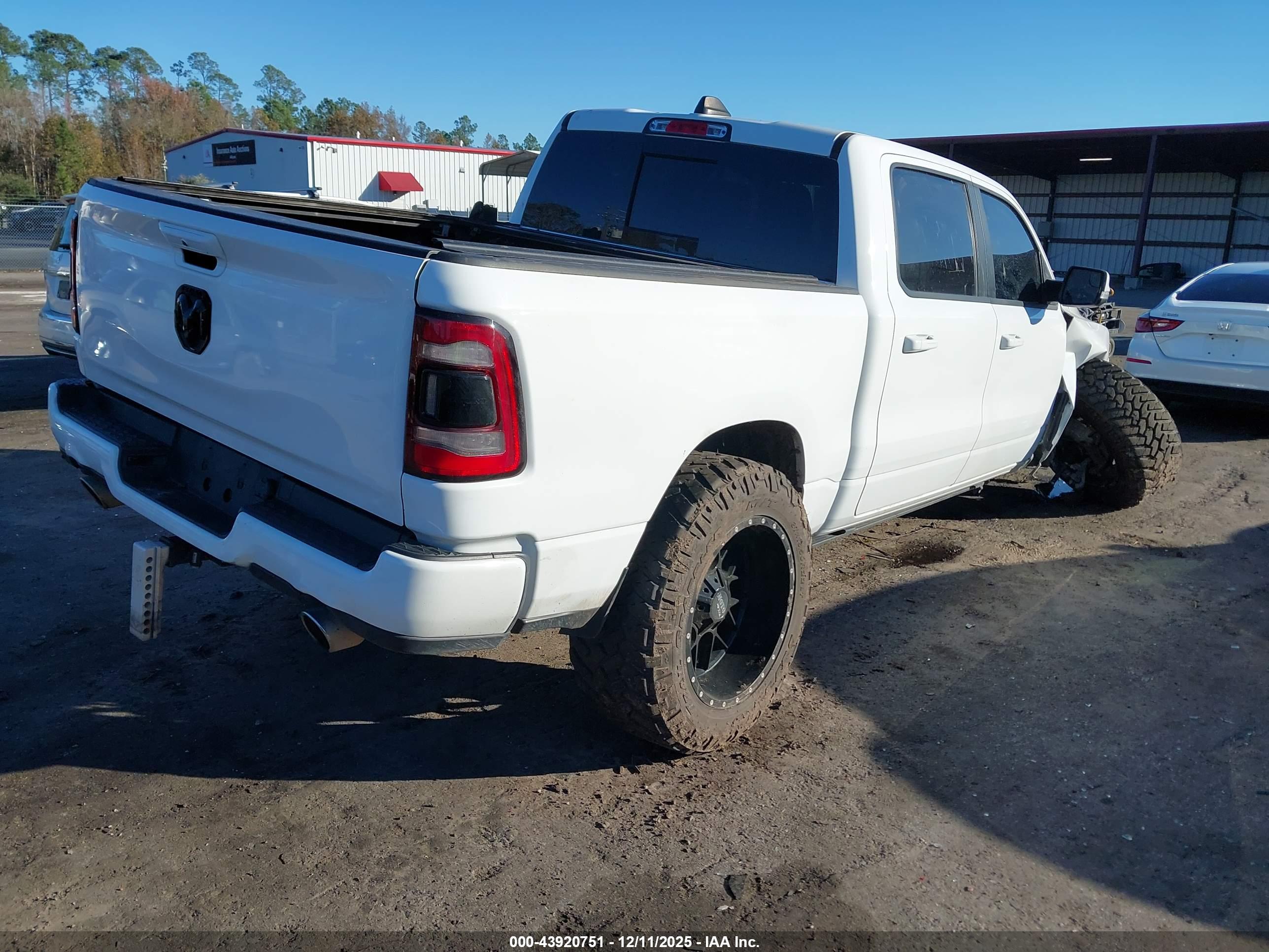 RAM 1500 image 4
