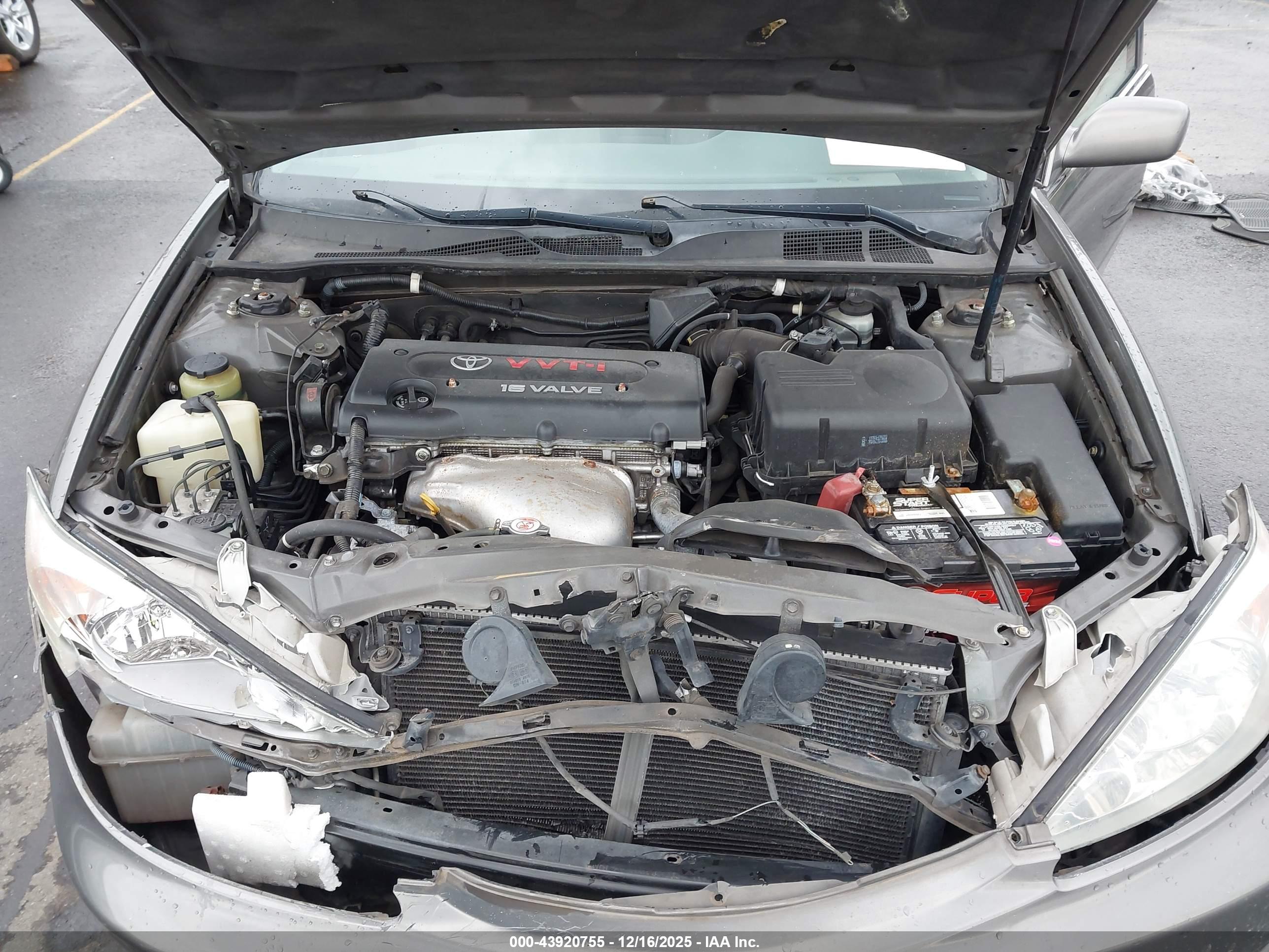 TOYOTA CAMRY image 10
