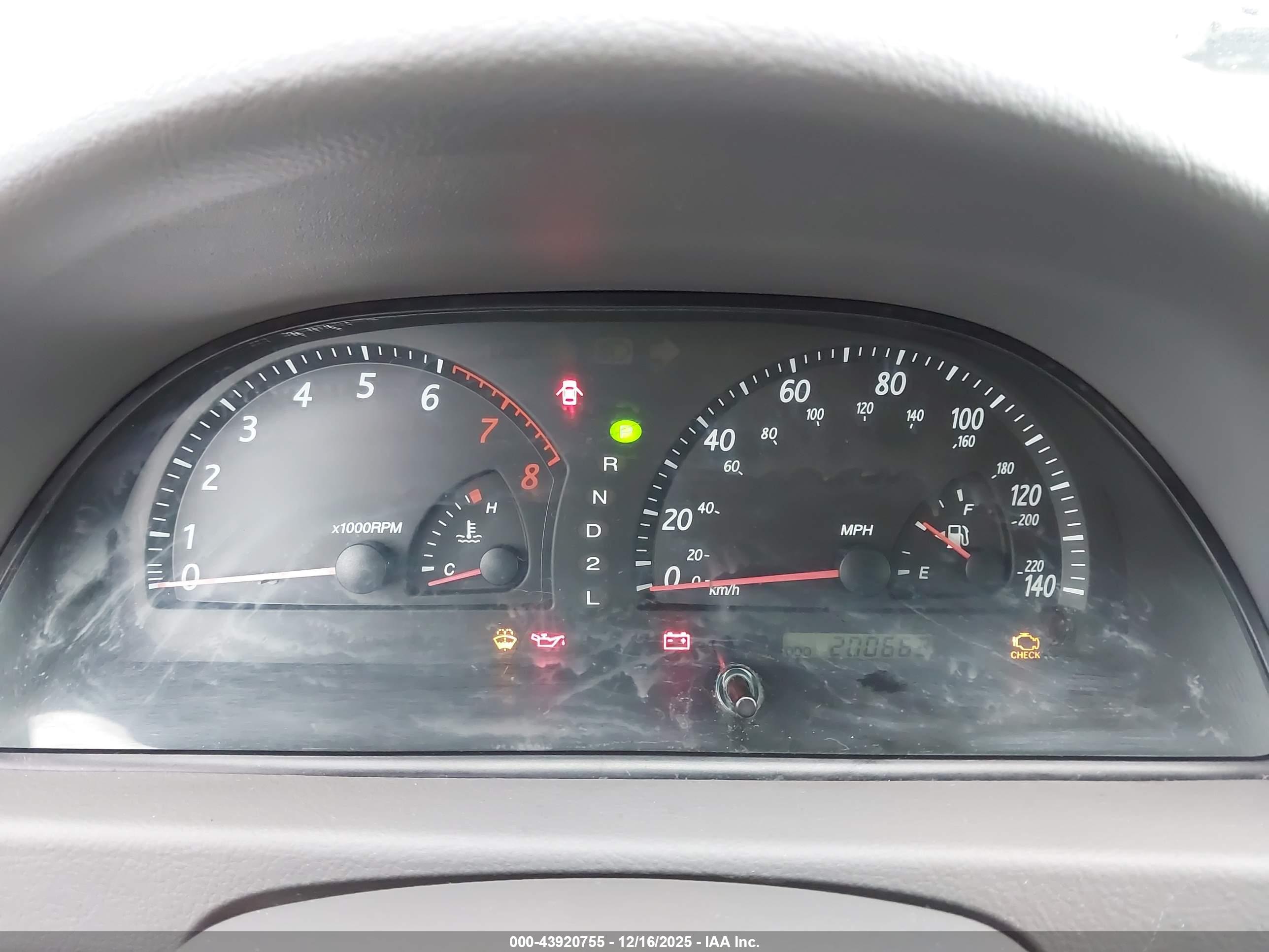 TOYOTA CAMRY image 7