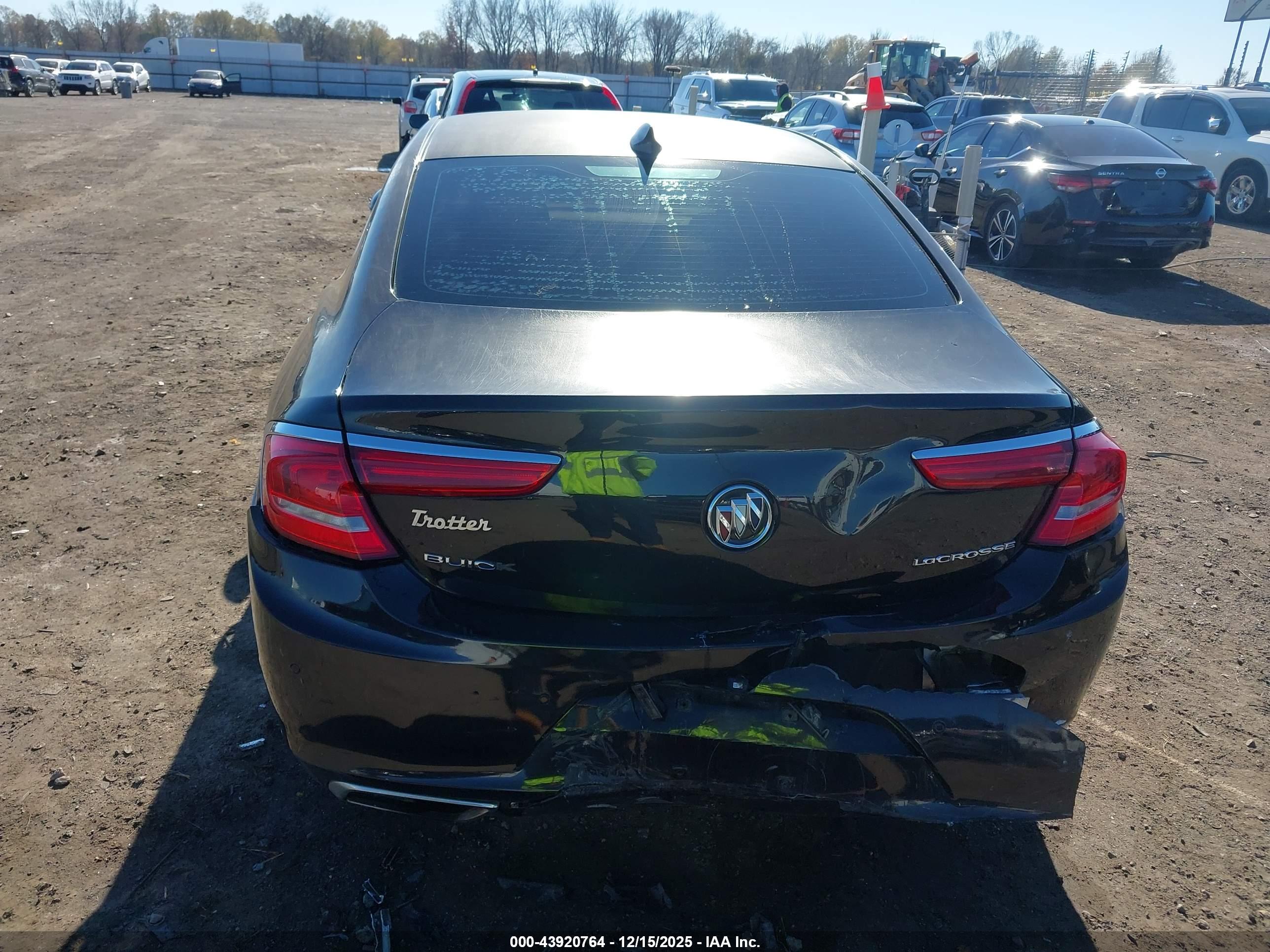 BUICK LACROSSE image 6