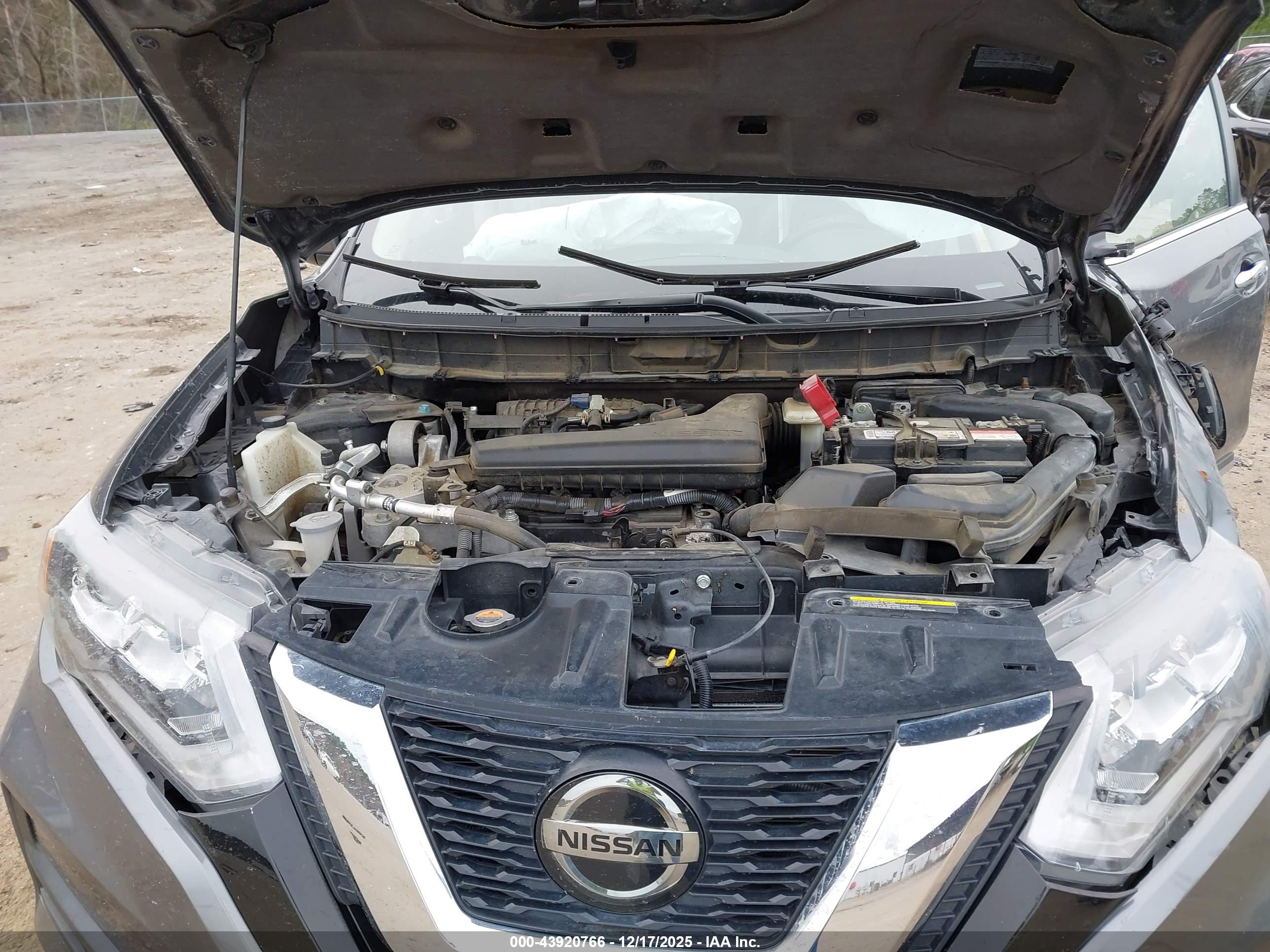 NISSAN ROGUE image 6