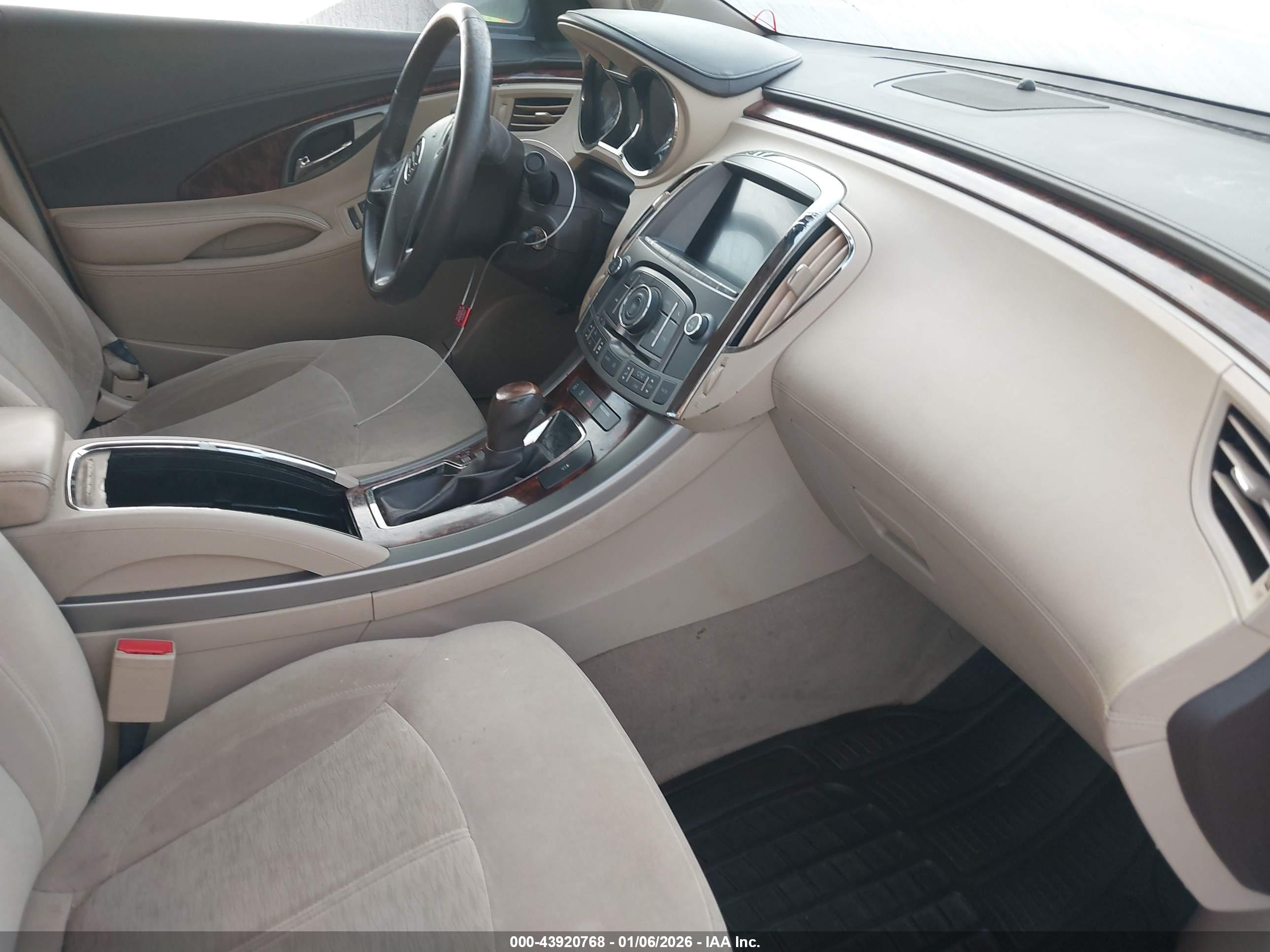 BUICK LACROSSE image 5