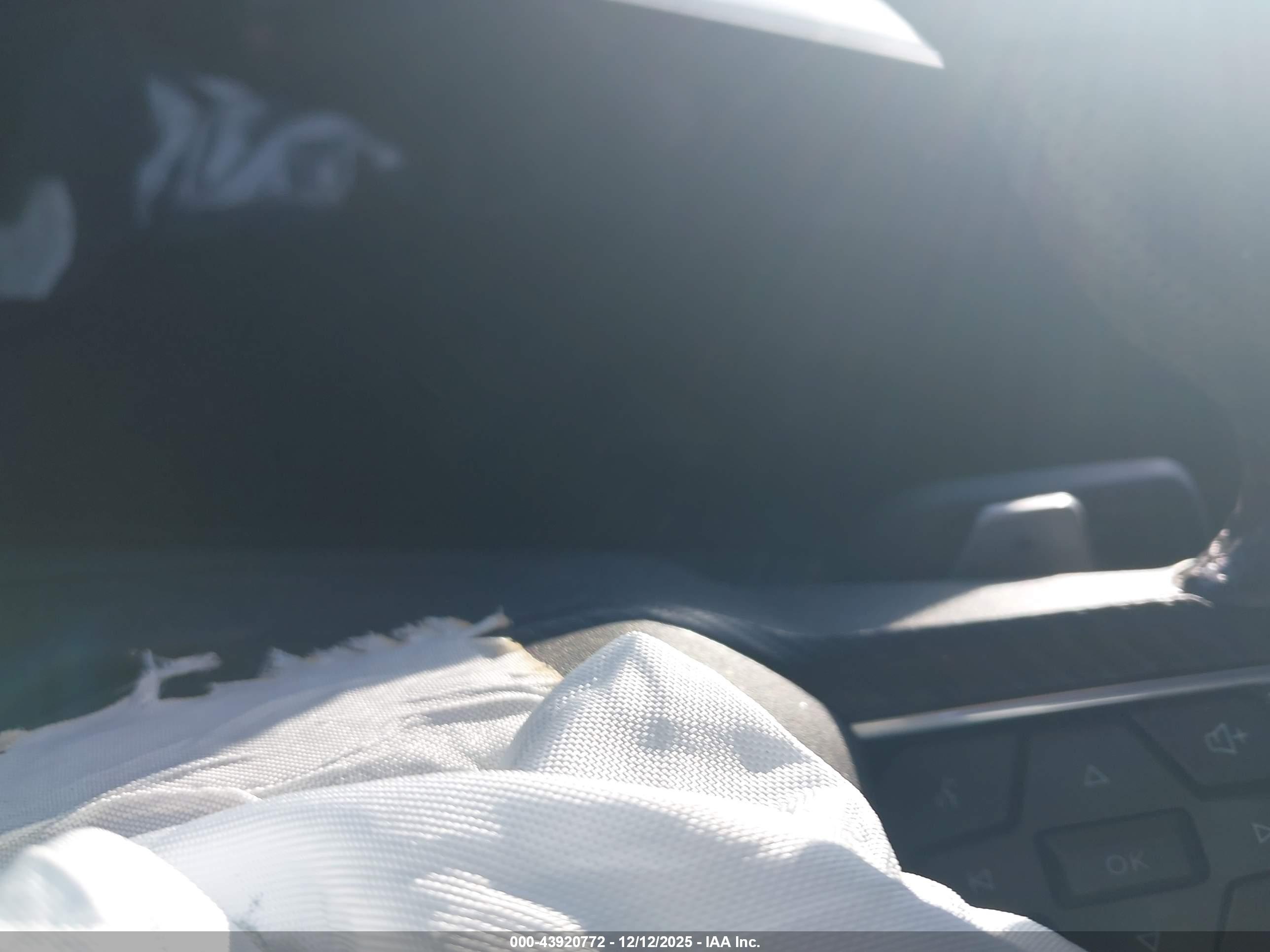 FORD MUSTANG image 7