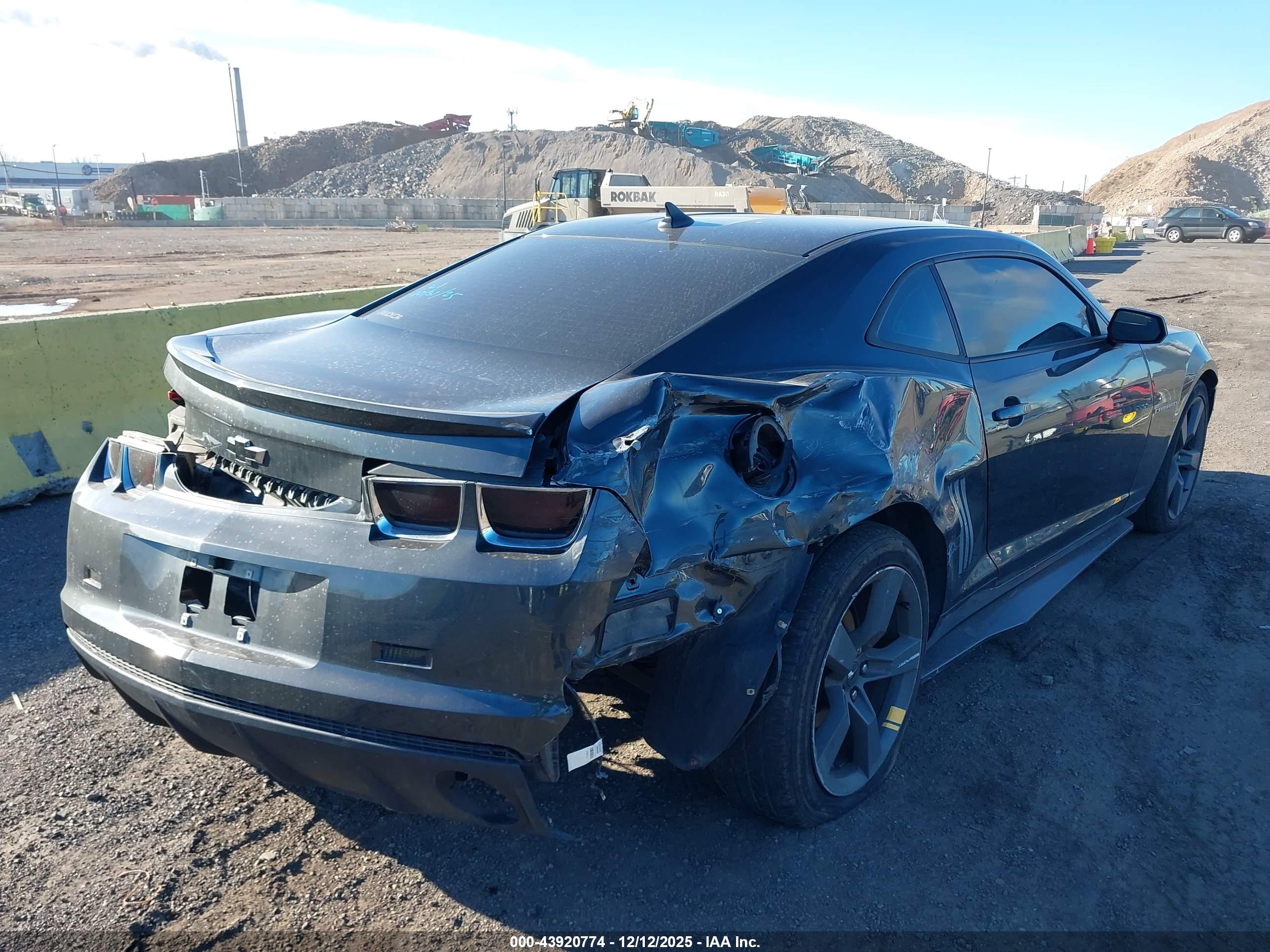 CHEVROLET CAMARO image 6