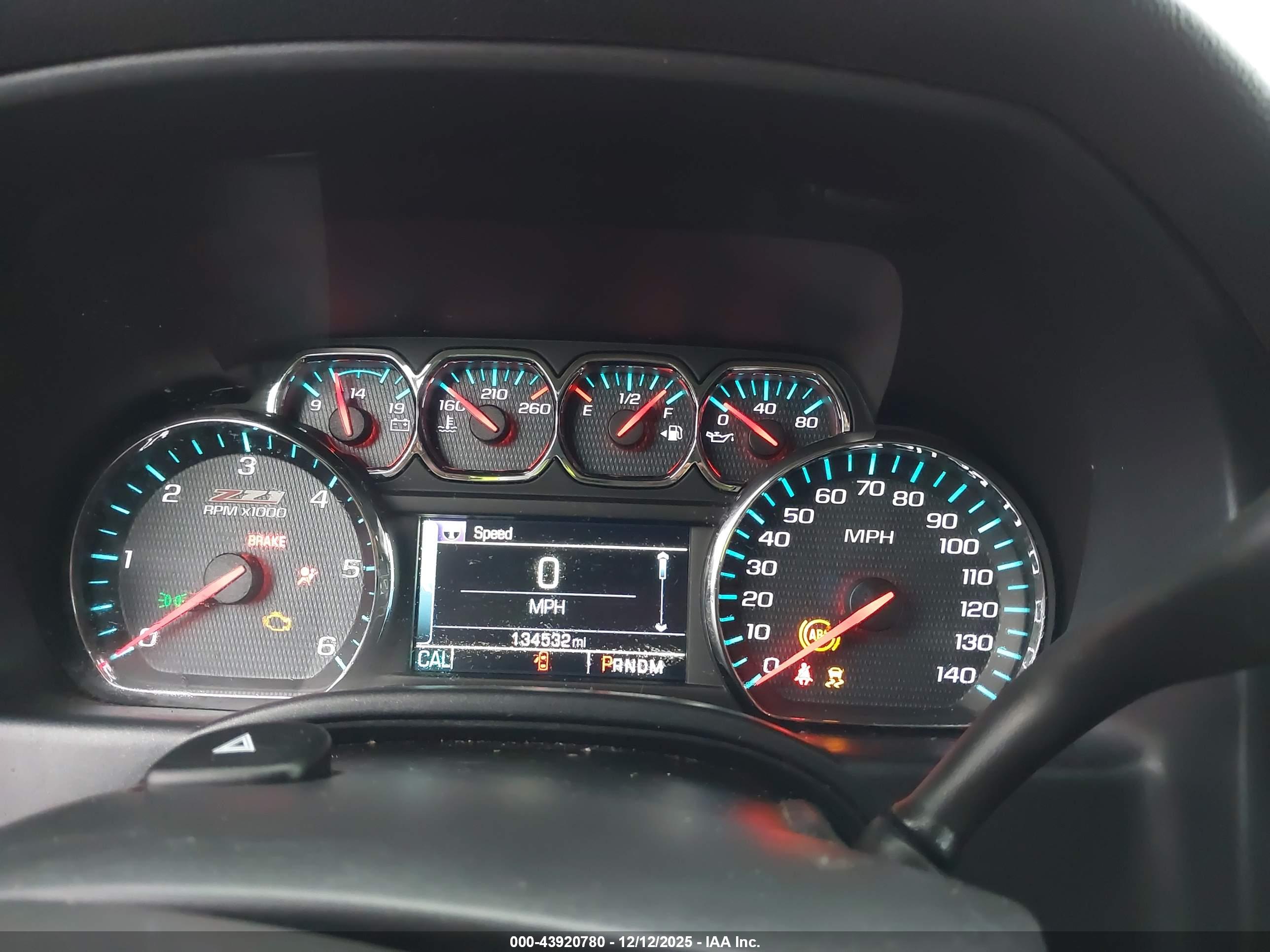 CHEVROLET SILVERADO image 7