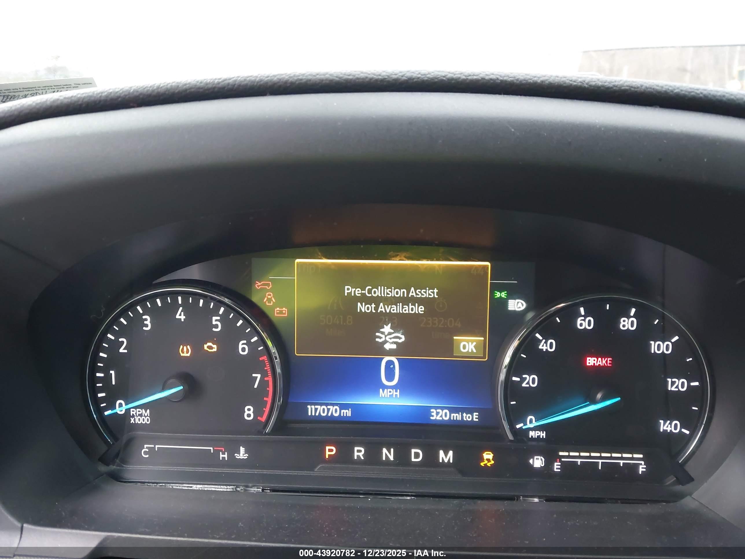 FORD EXPLORER image 7