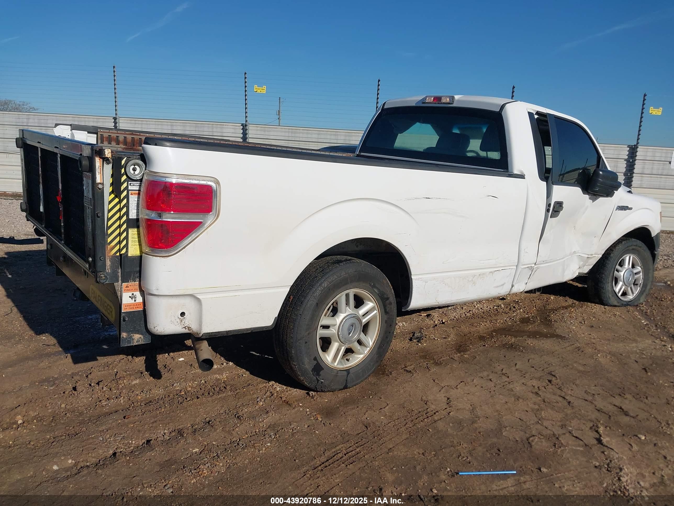 FORD F-150 image 4