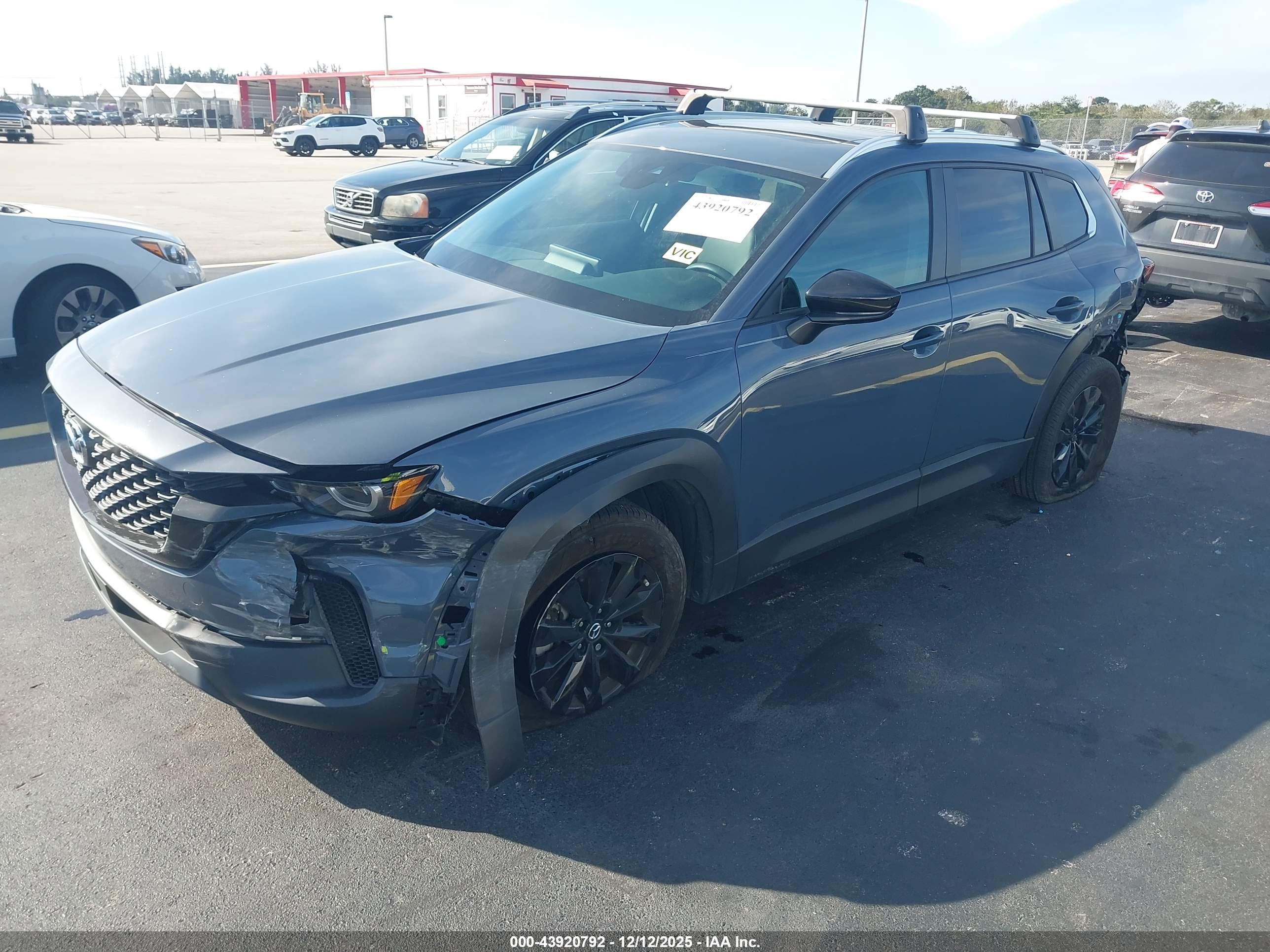MAZDA CX-50 image 2