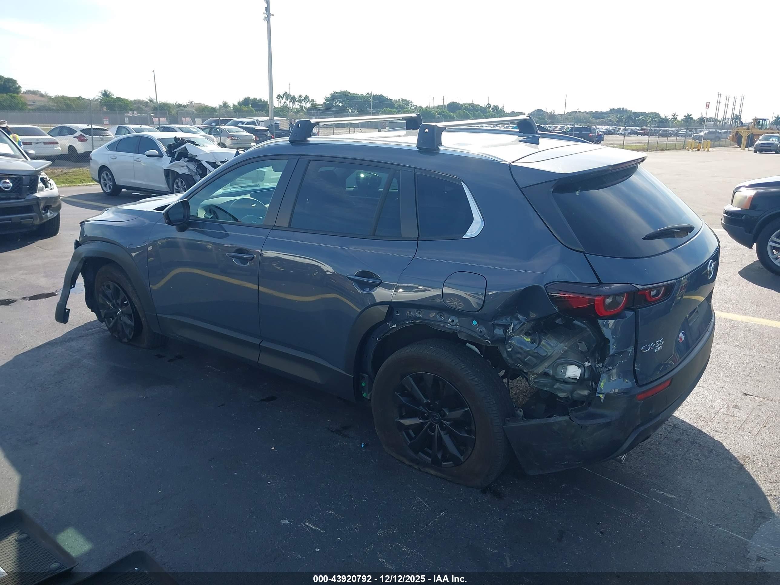 MAZDA CX-50 image 3