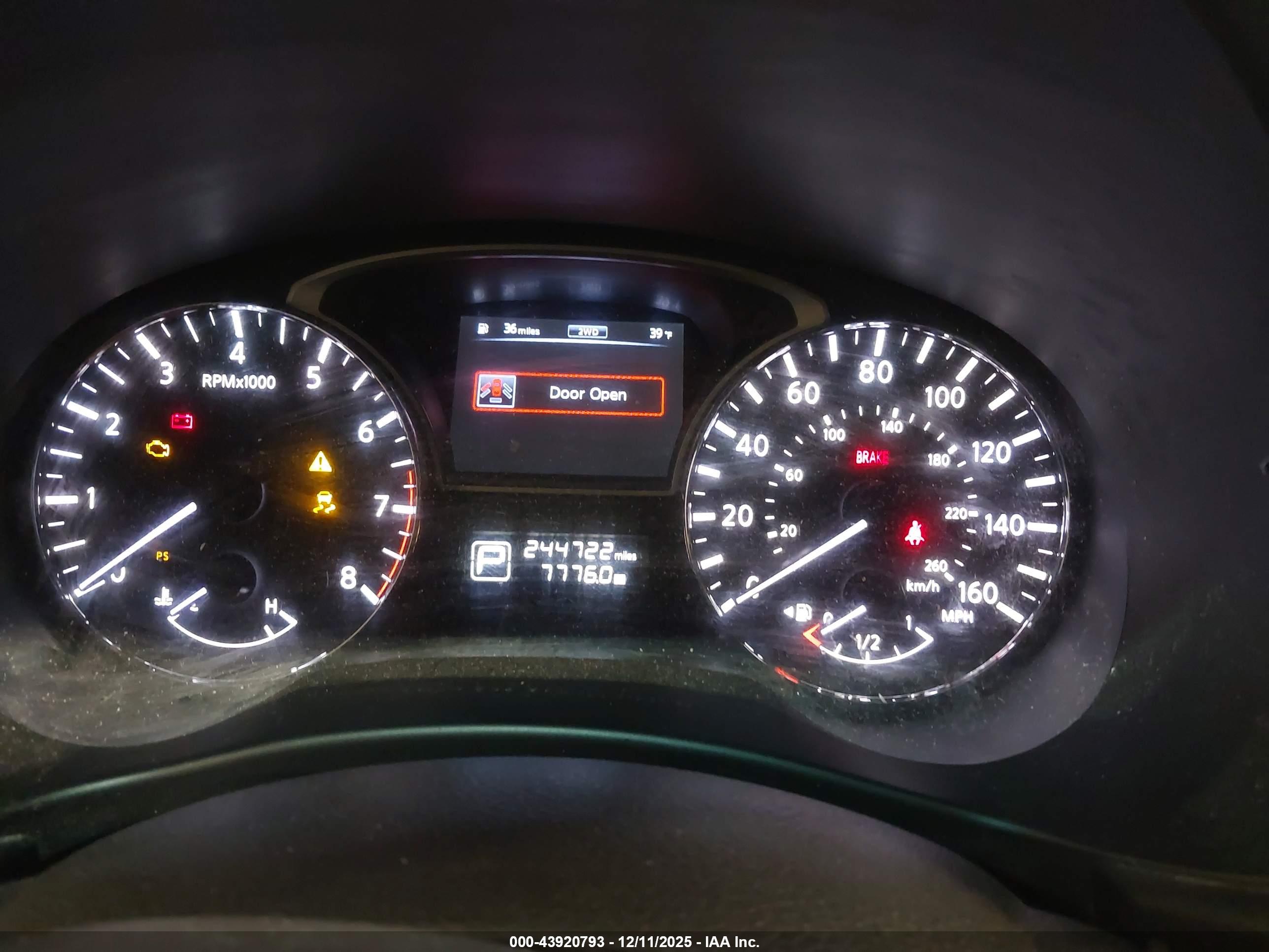 NISSAN PATHFINDER image 7
