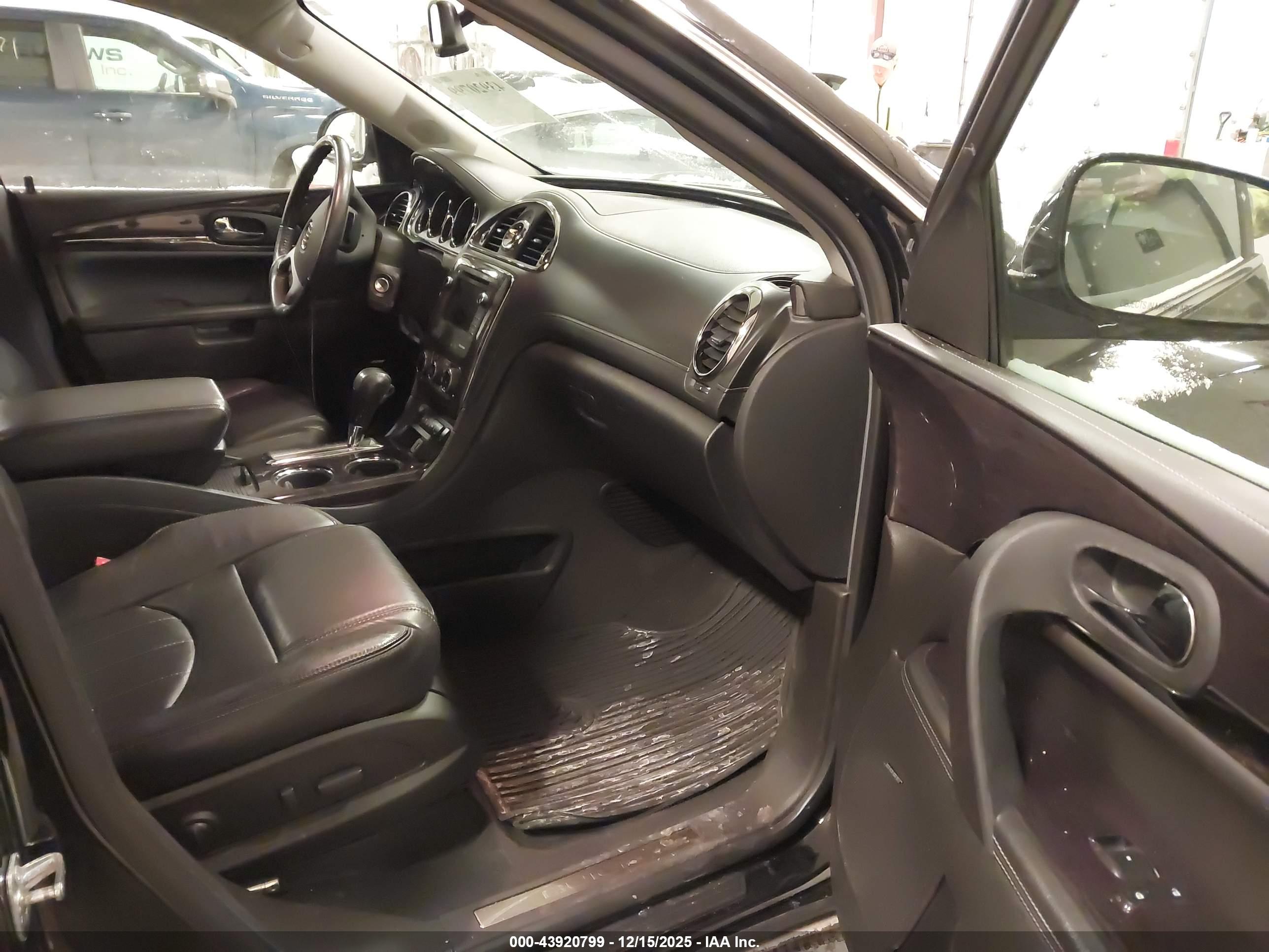 BUICK ENCLAVE image 5