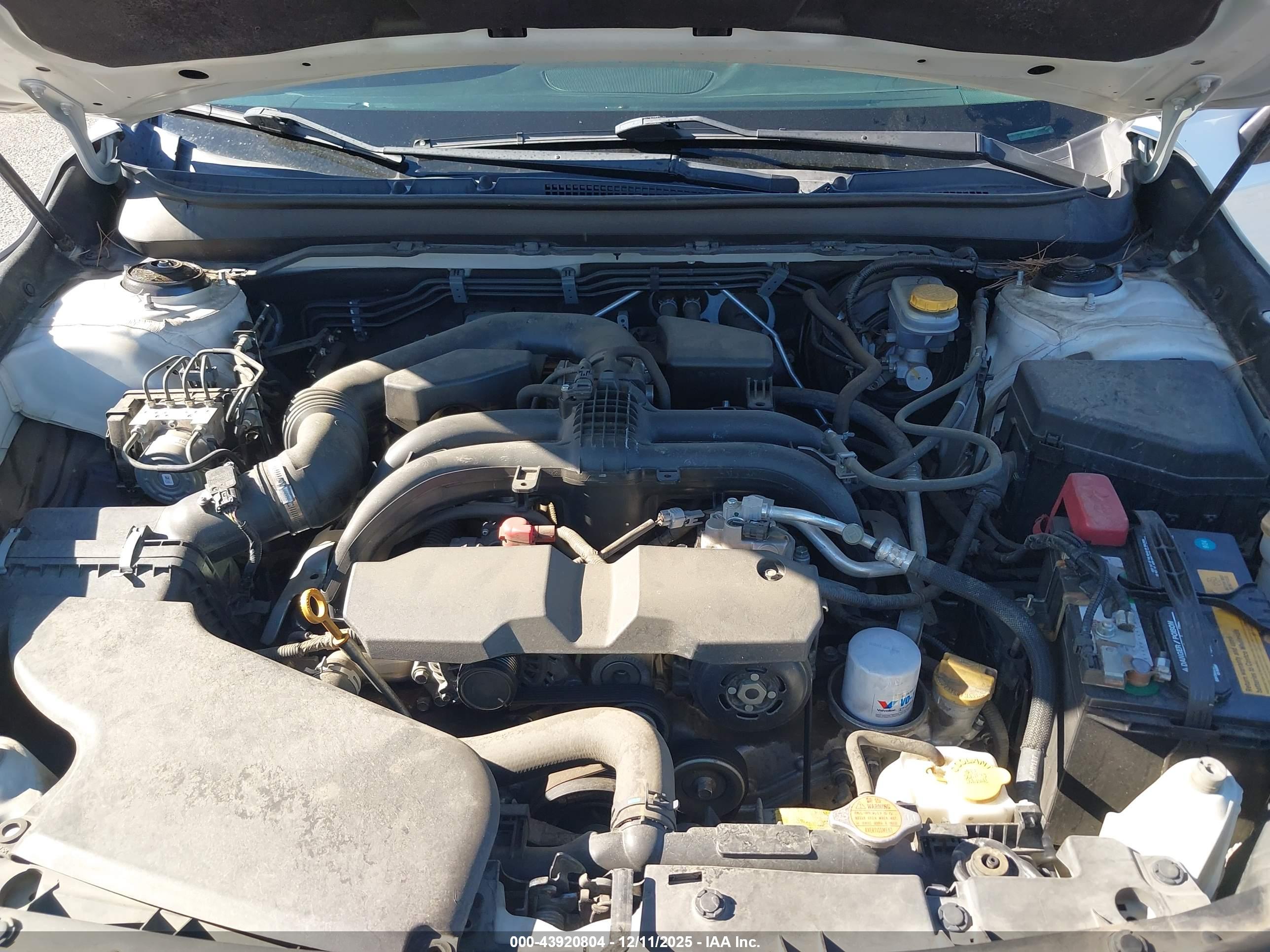SUBARU LEGACY image 10