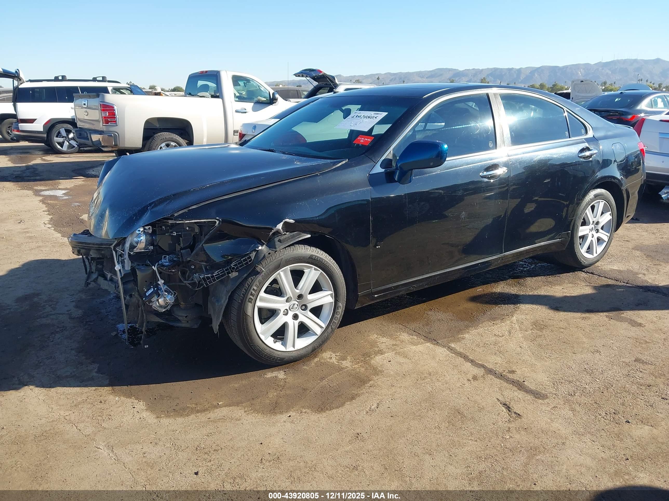 LEXUS ES image 2